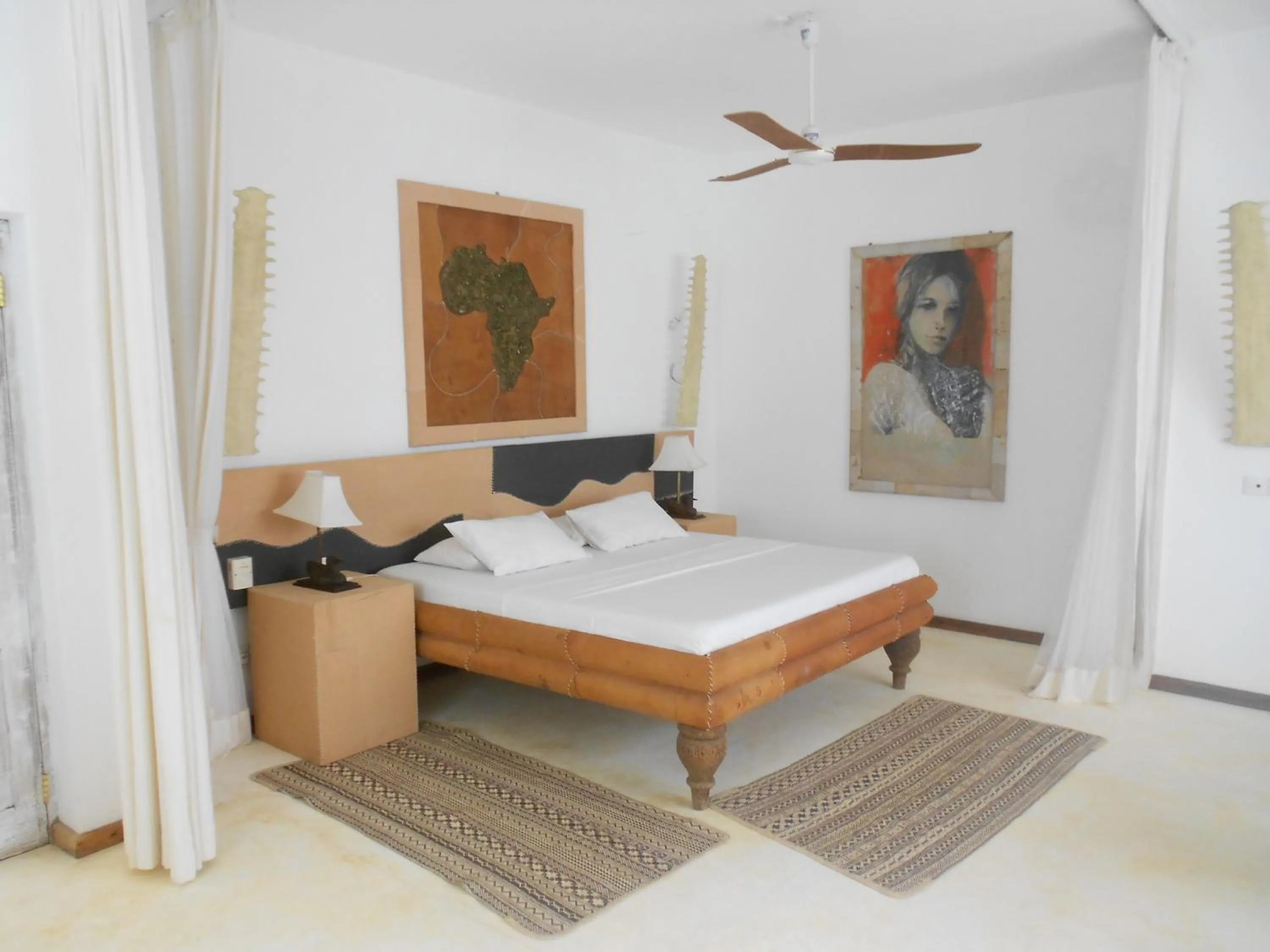 Bedroom, Bed in White Elephant Sea Lodge