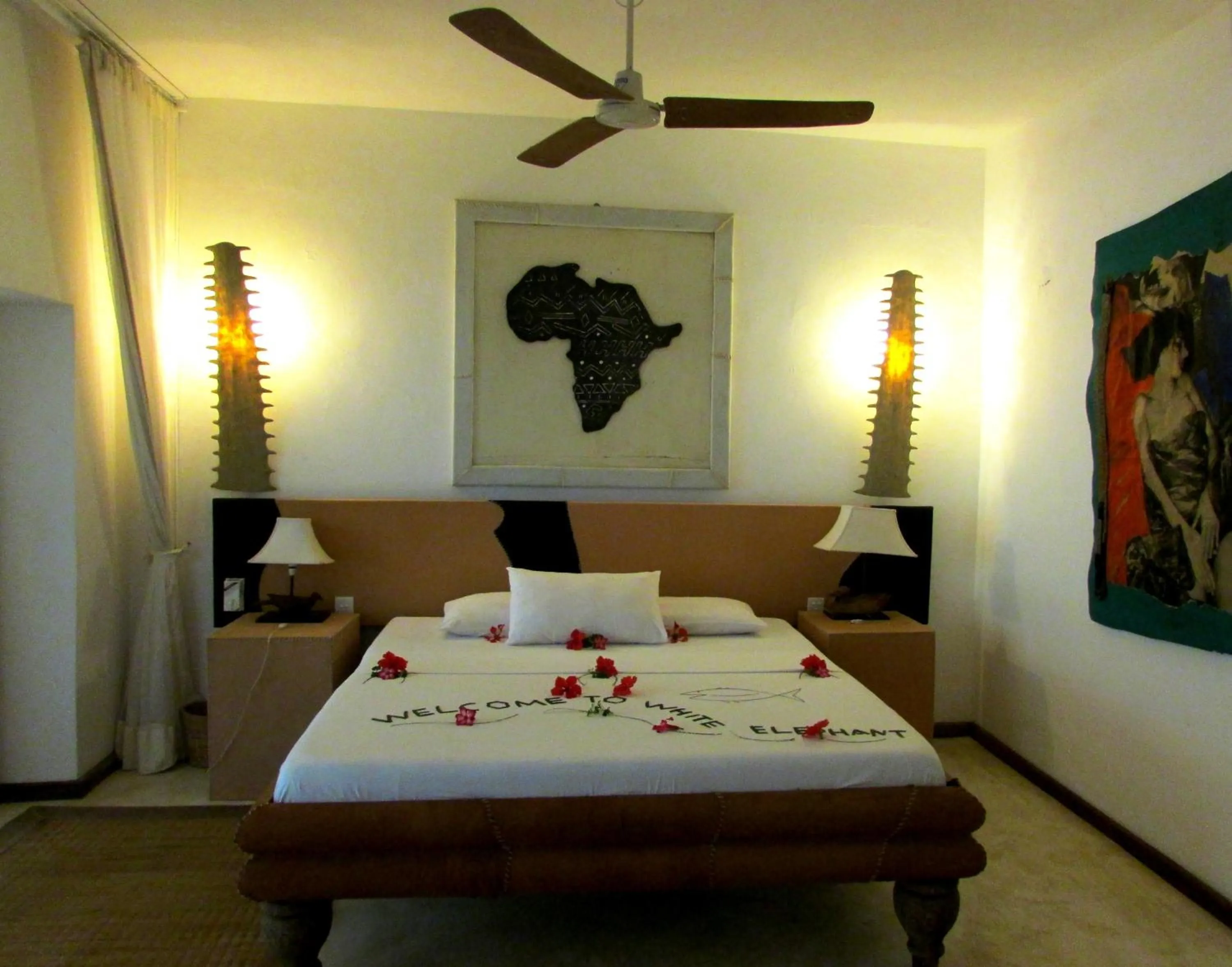 Bedroom, Bed in White Elephant Sea Lodge