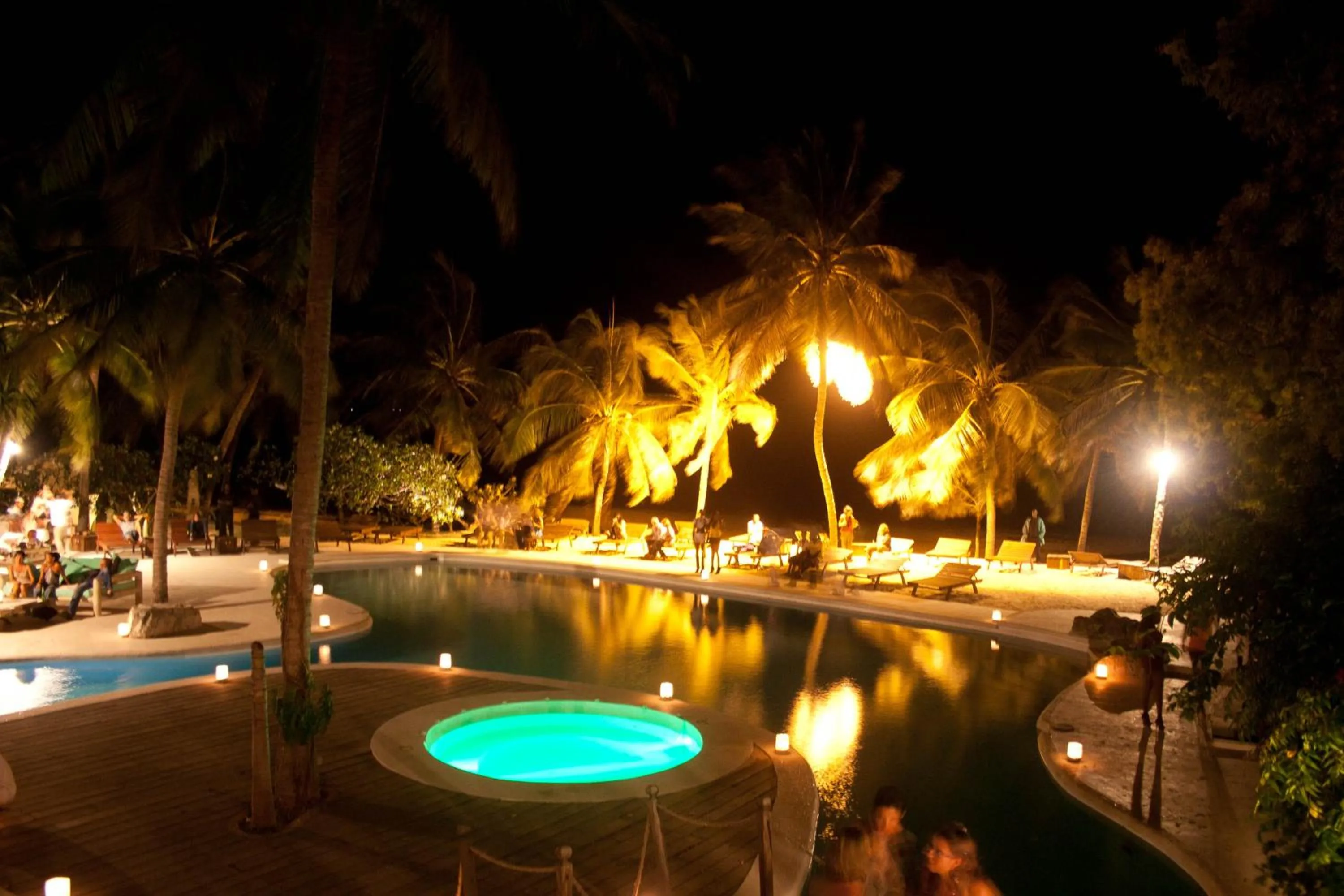 Night in White Elephant Sea Lodge