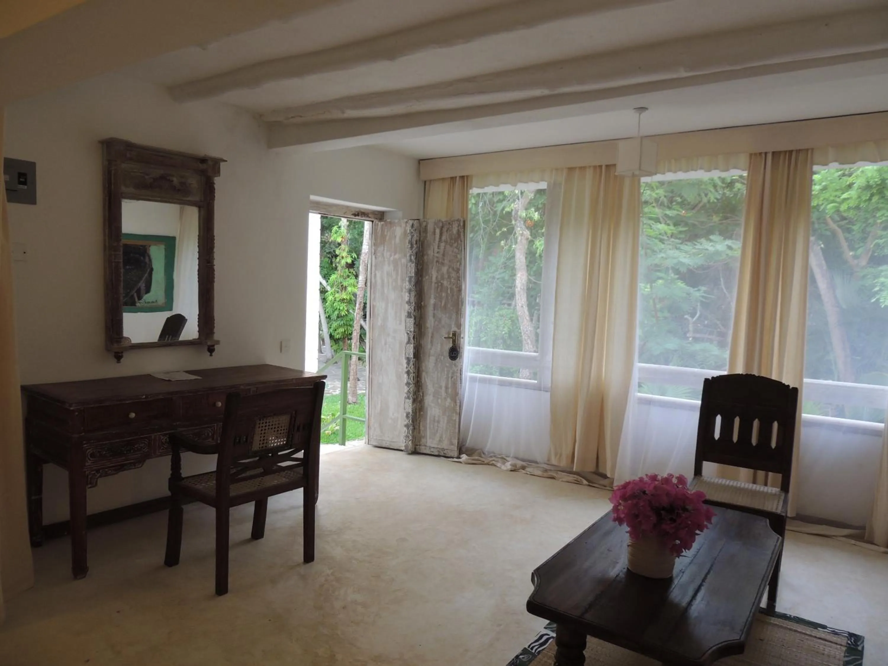 Decorative detail in White Elephant Sea Lodge