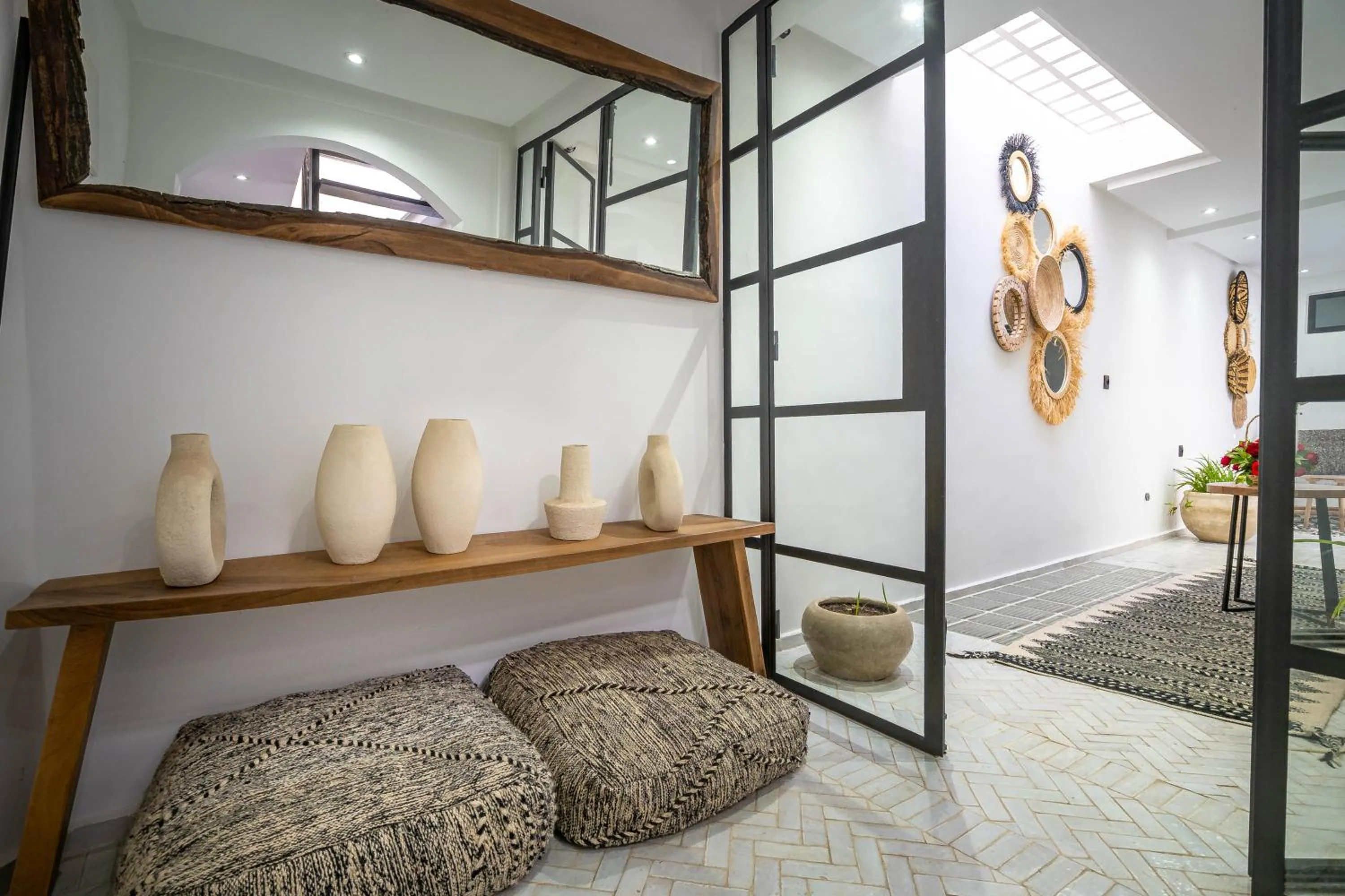 Seating area in Riad La Croix Berbere Deluxe