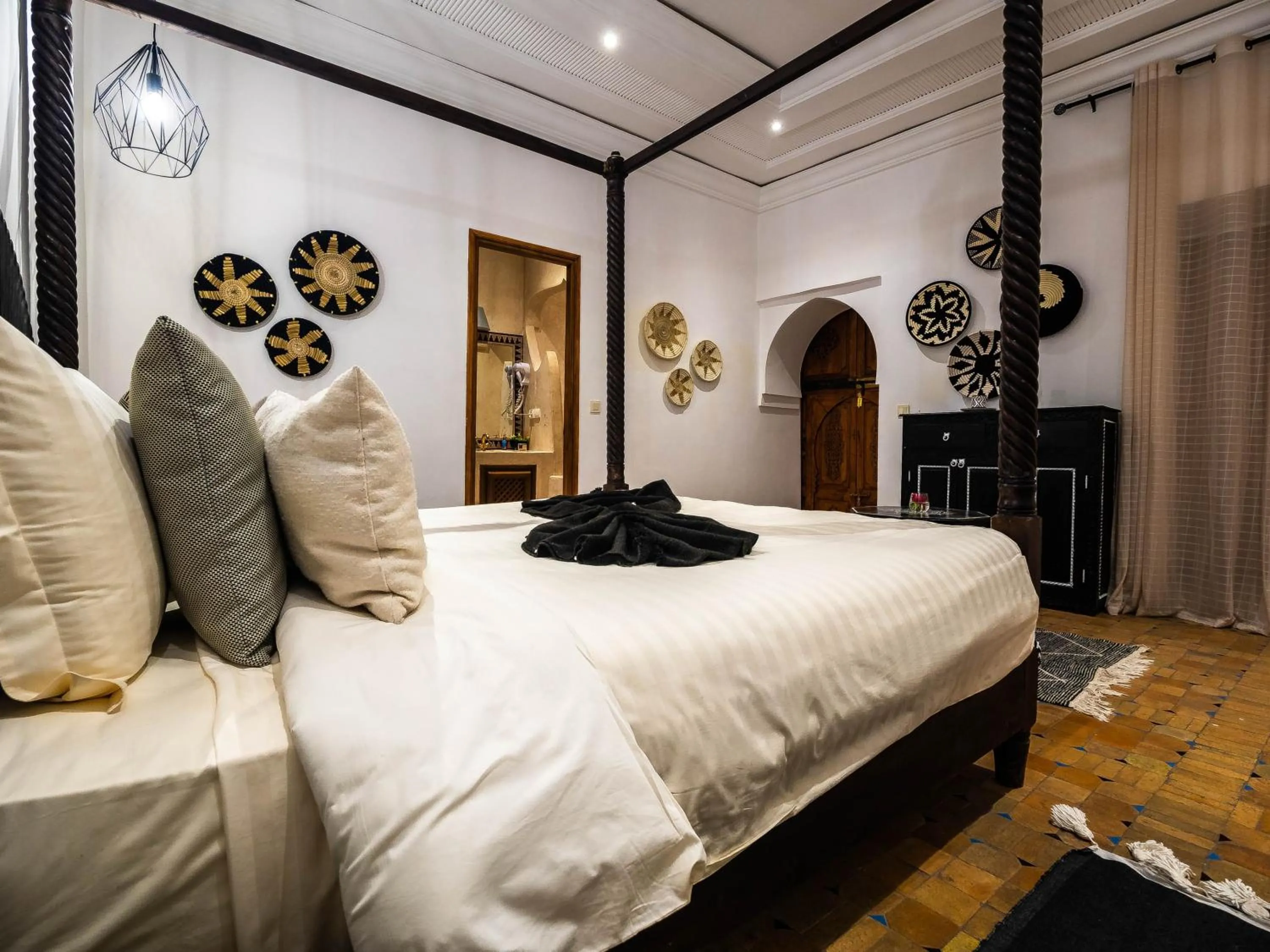 Bed in Riad La Croix Berbere Deluxe