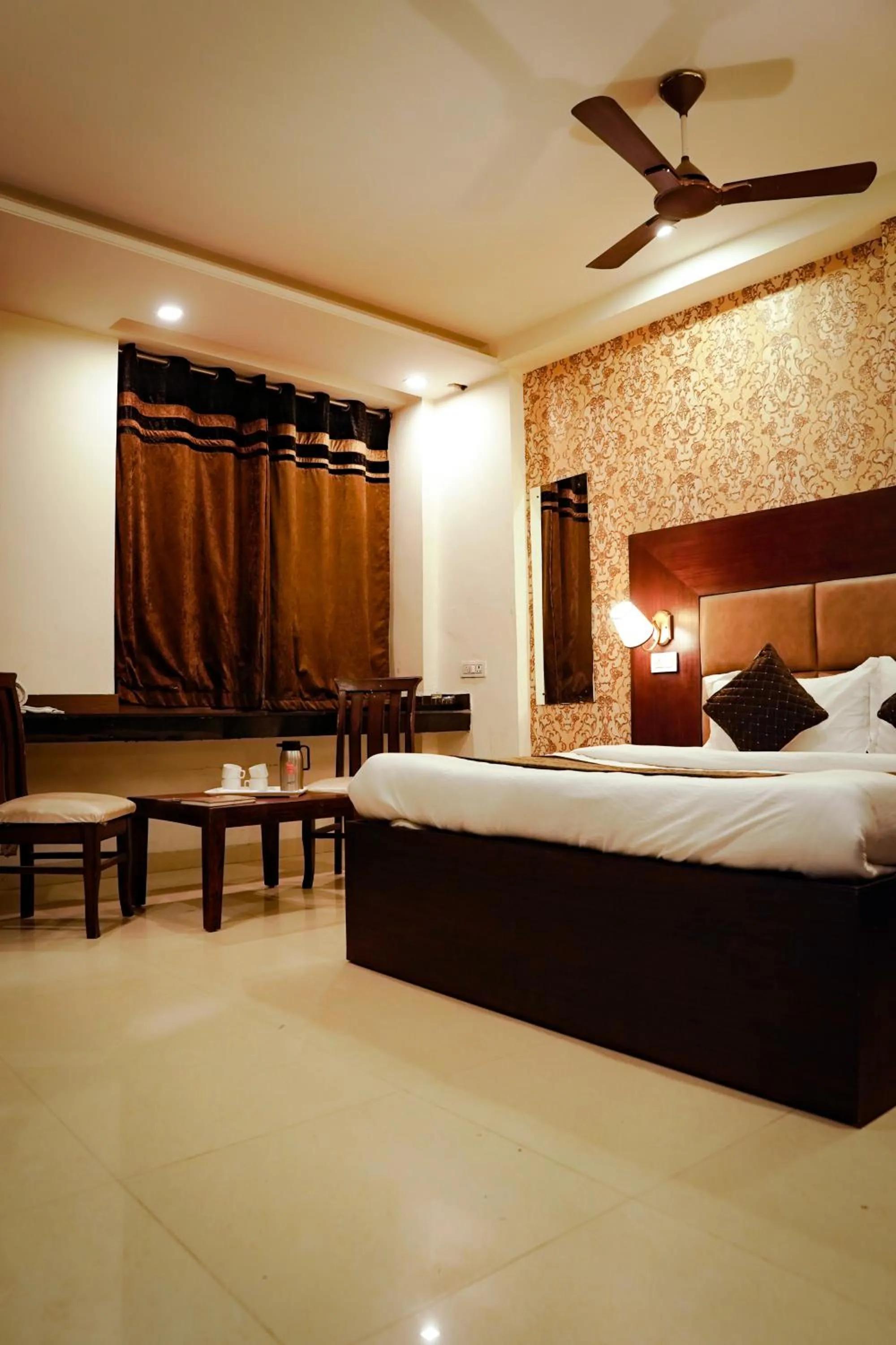 Bedroom, Bed in Hotel The Black Gold