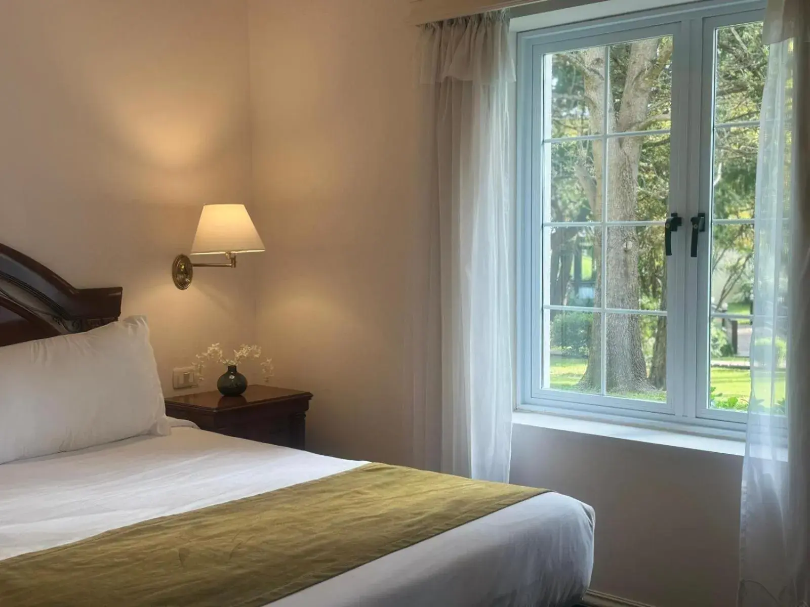 Senior Suite with Balcony in Parque Hotel Jean Clevers Senior Suite with Balcony in Parque Hotel Jean Clevers