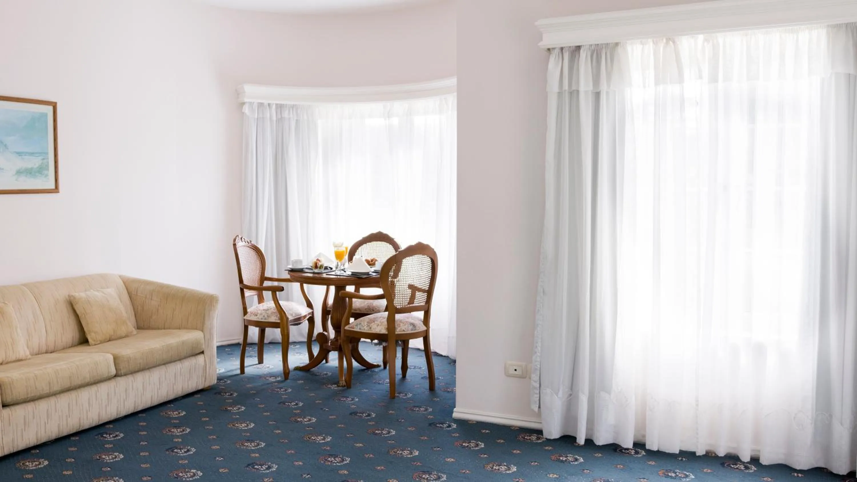 Seating area in Parque Hotel Jean Clevers