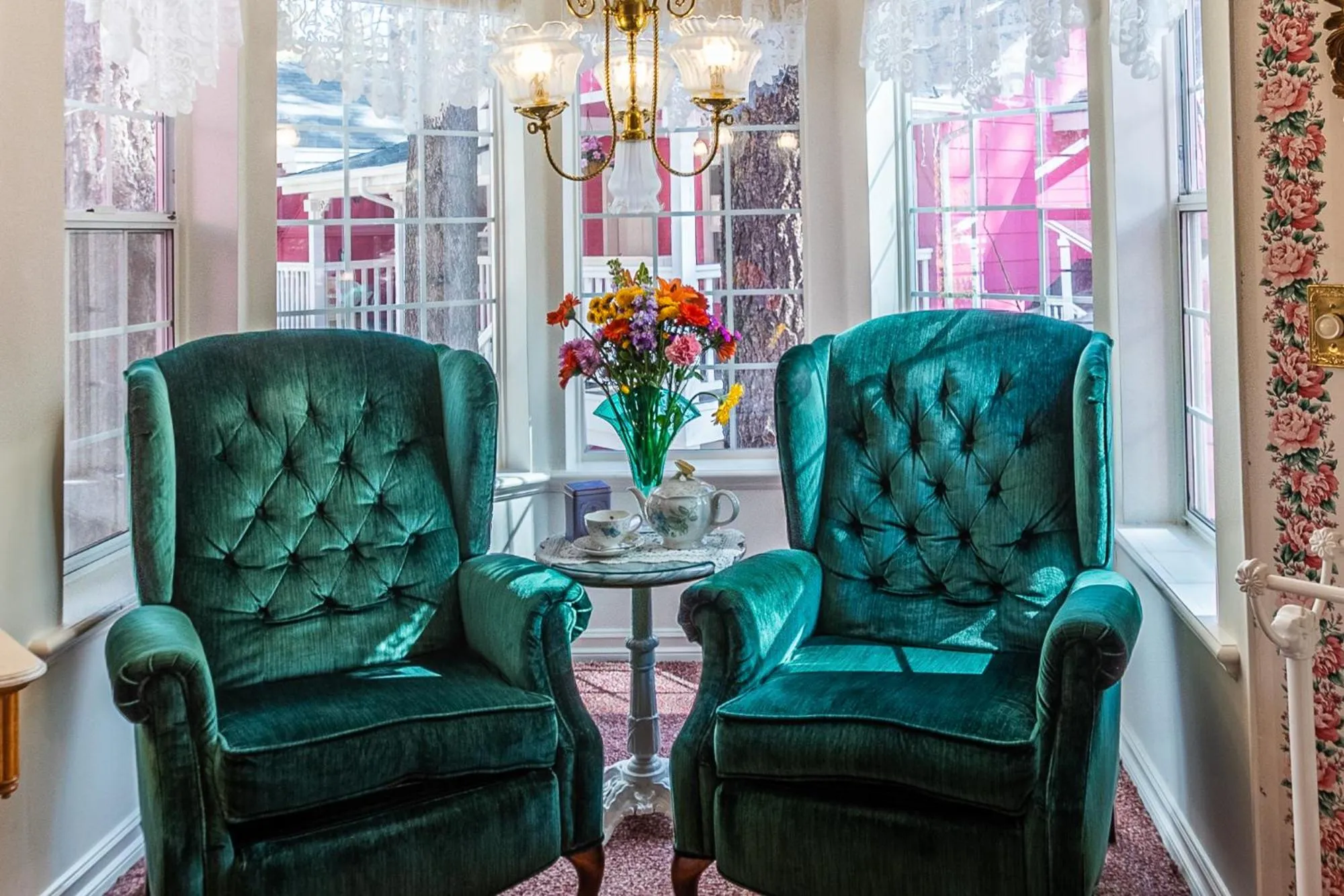 Apples Bed and Breakfast Inn