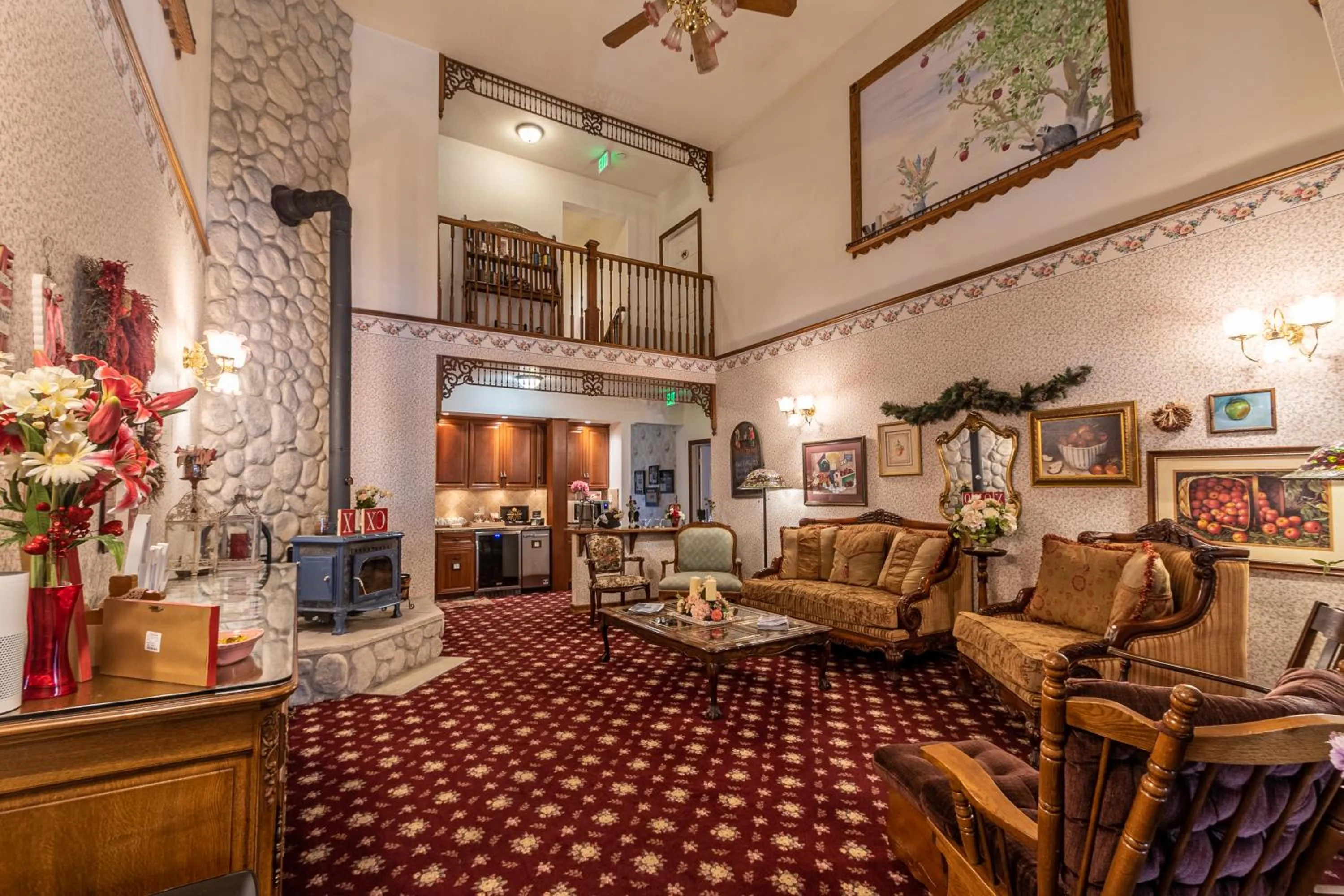 Apples Bed and Breakfast Inn