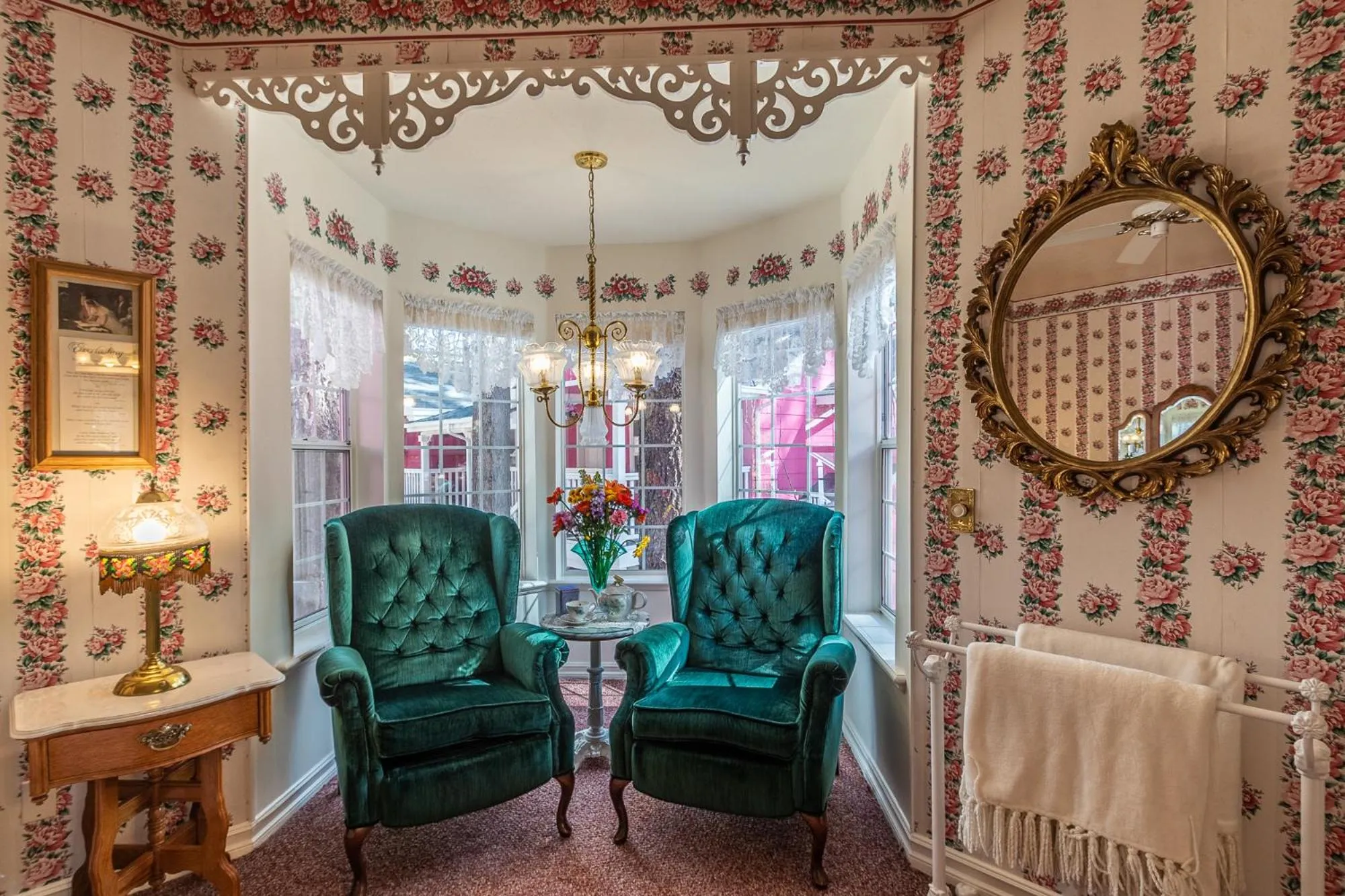 Apples Bed and Breakfast Inn