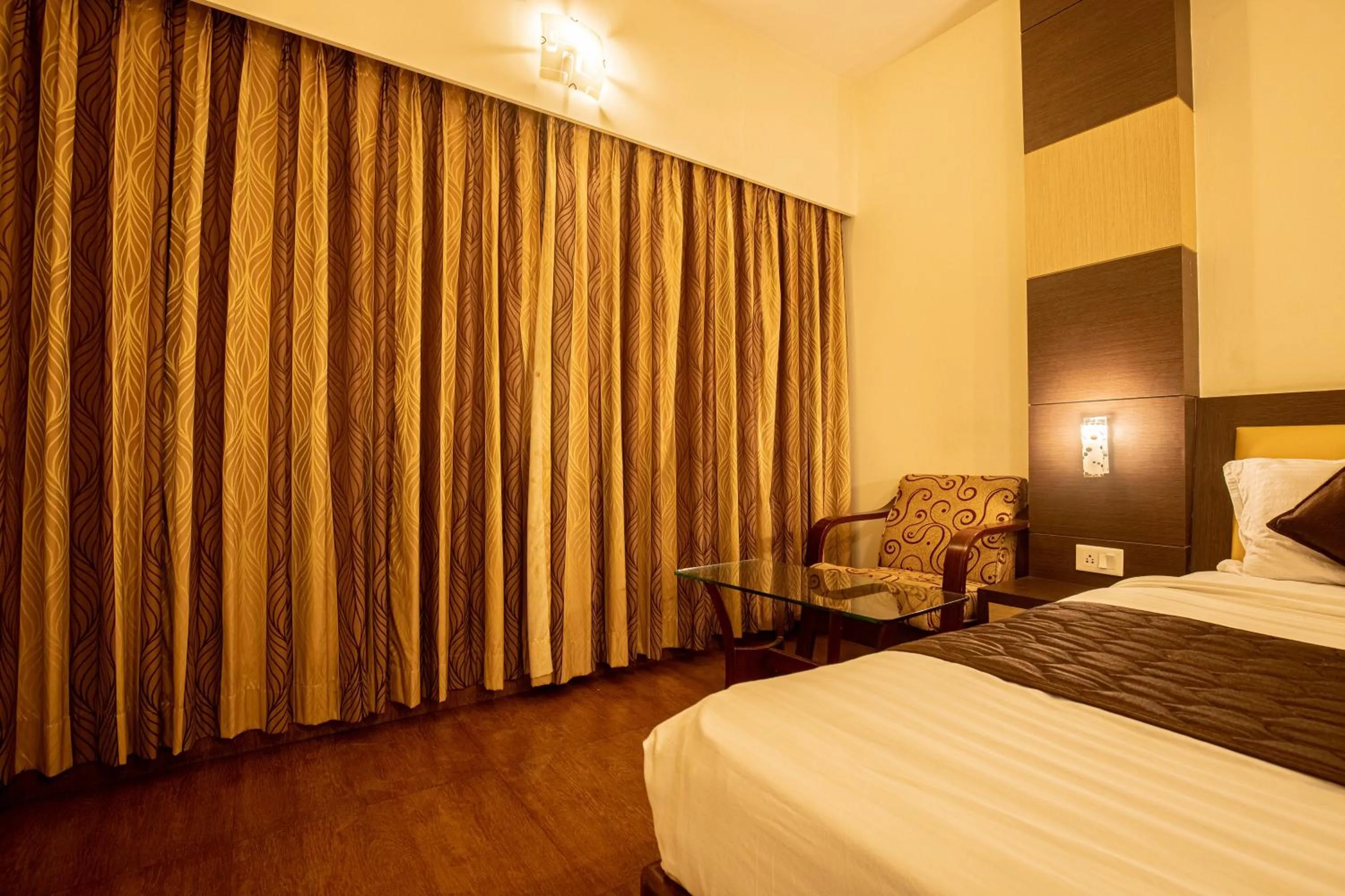 Bed in Sri Krishna Palace