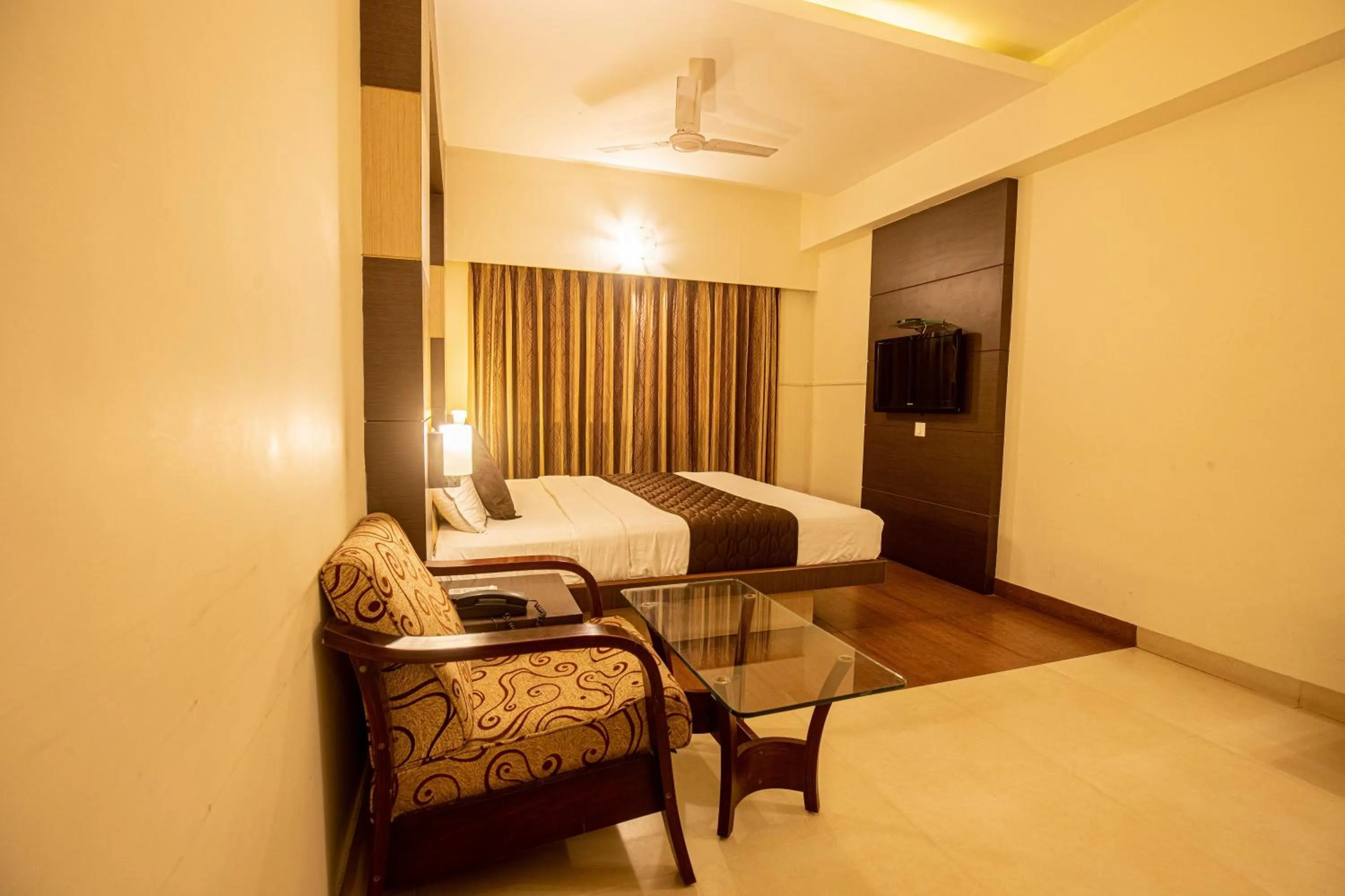 Bedroom, Bed in Sri Krishna Palace