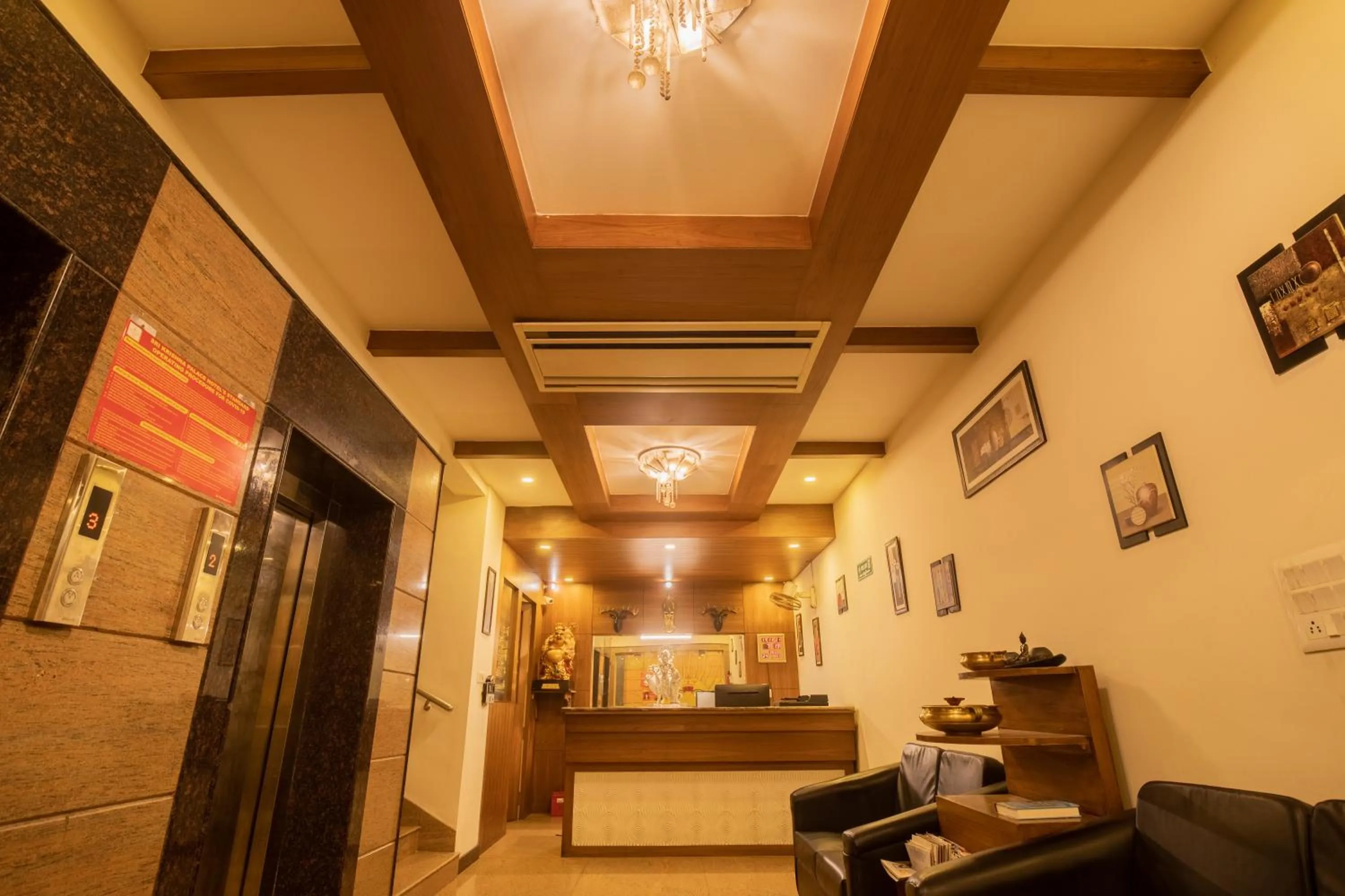 Lobby or reception in Sri Krishna Palace