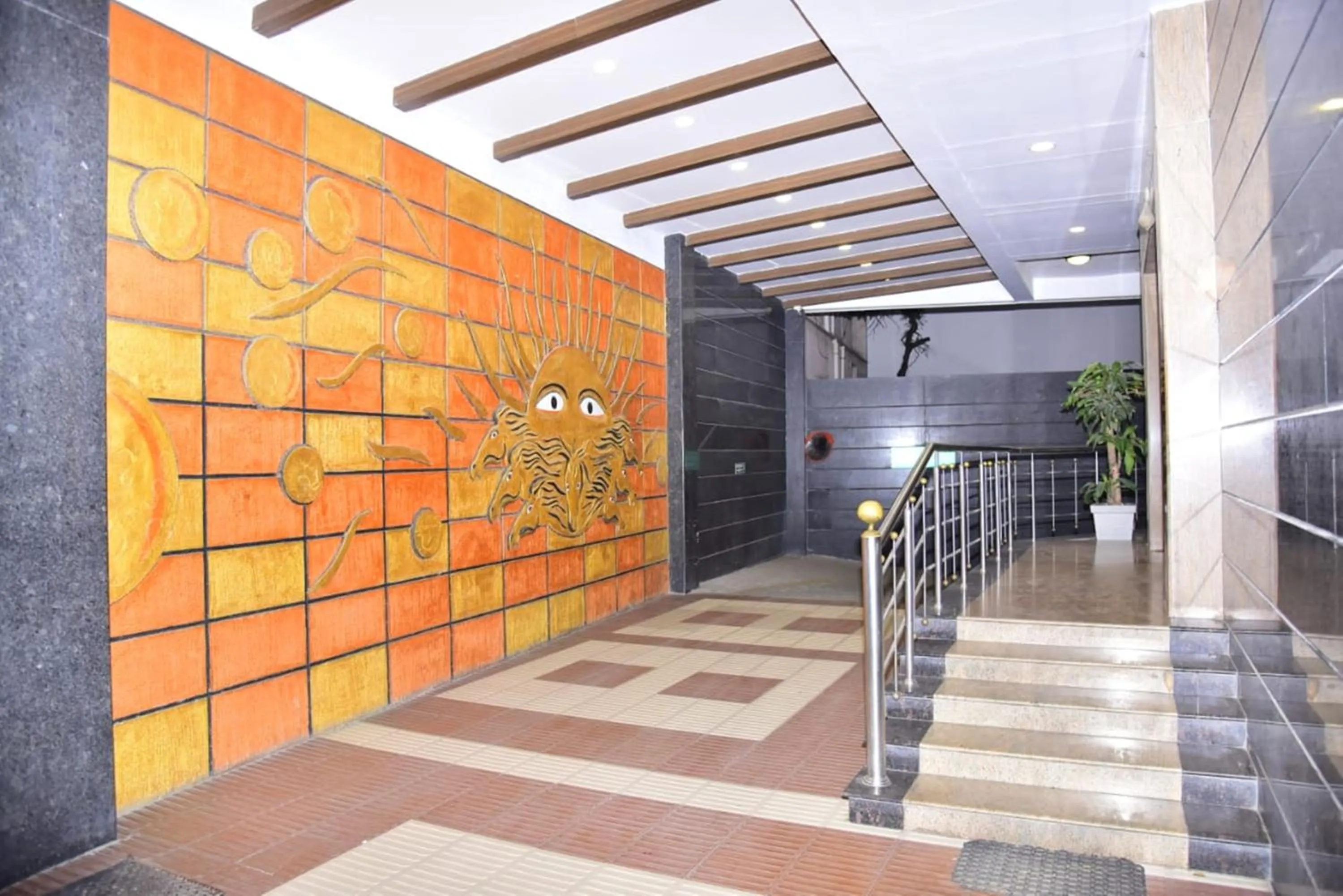 Facade/entrance in Sri Krishna Palace