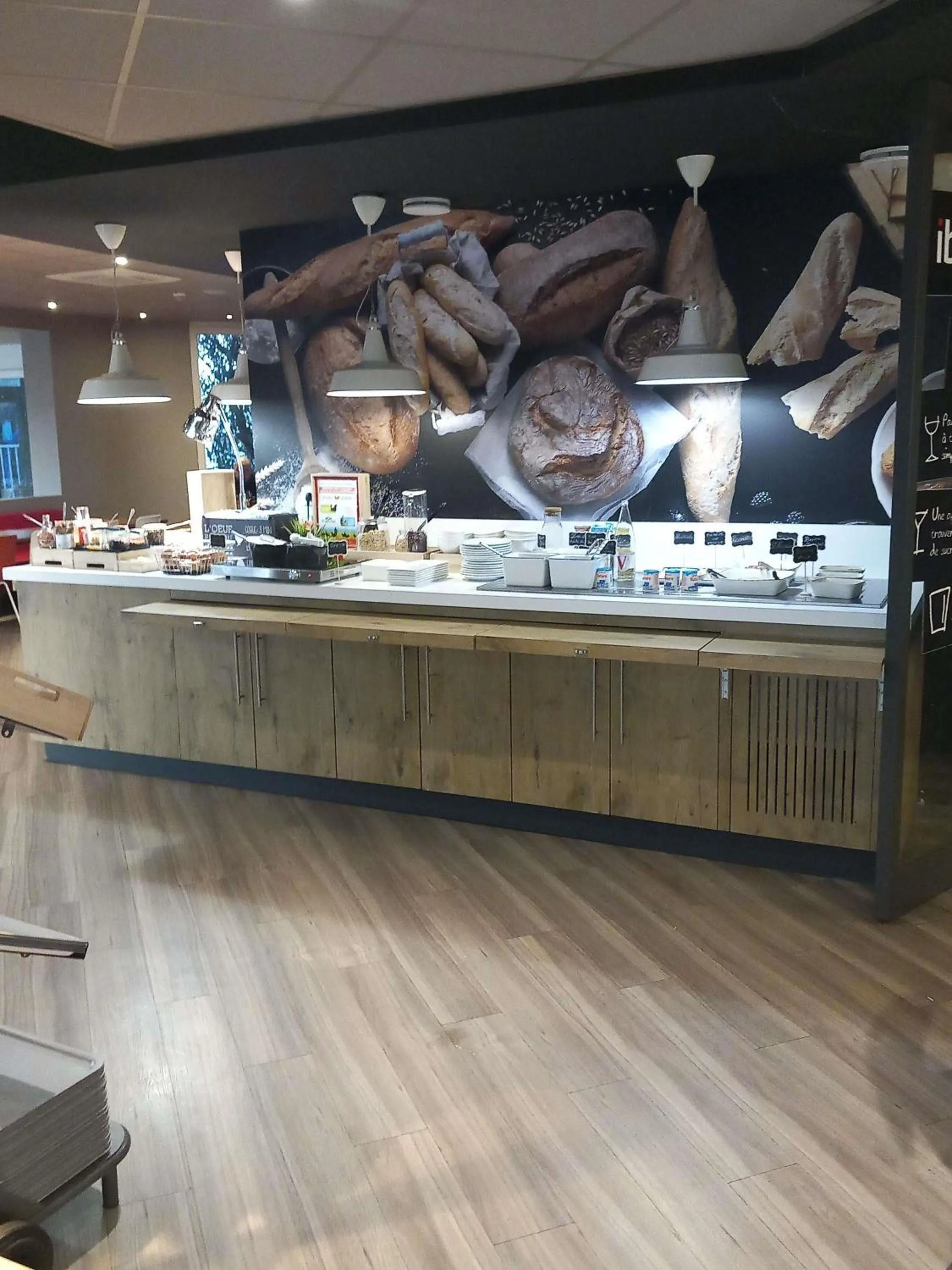 Breakfast in ibis Arles