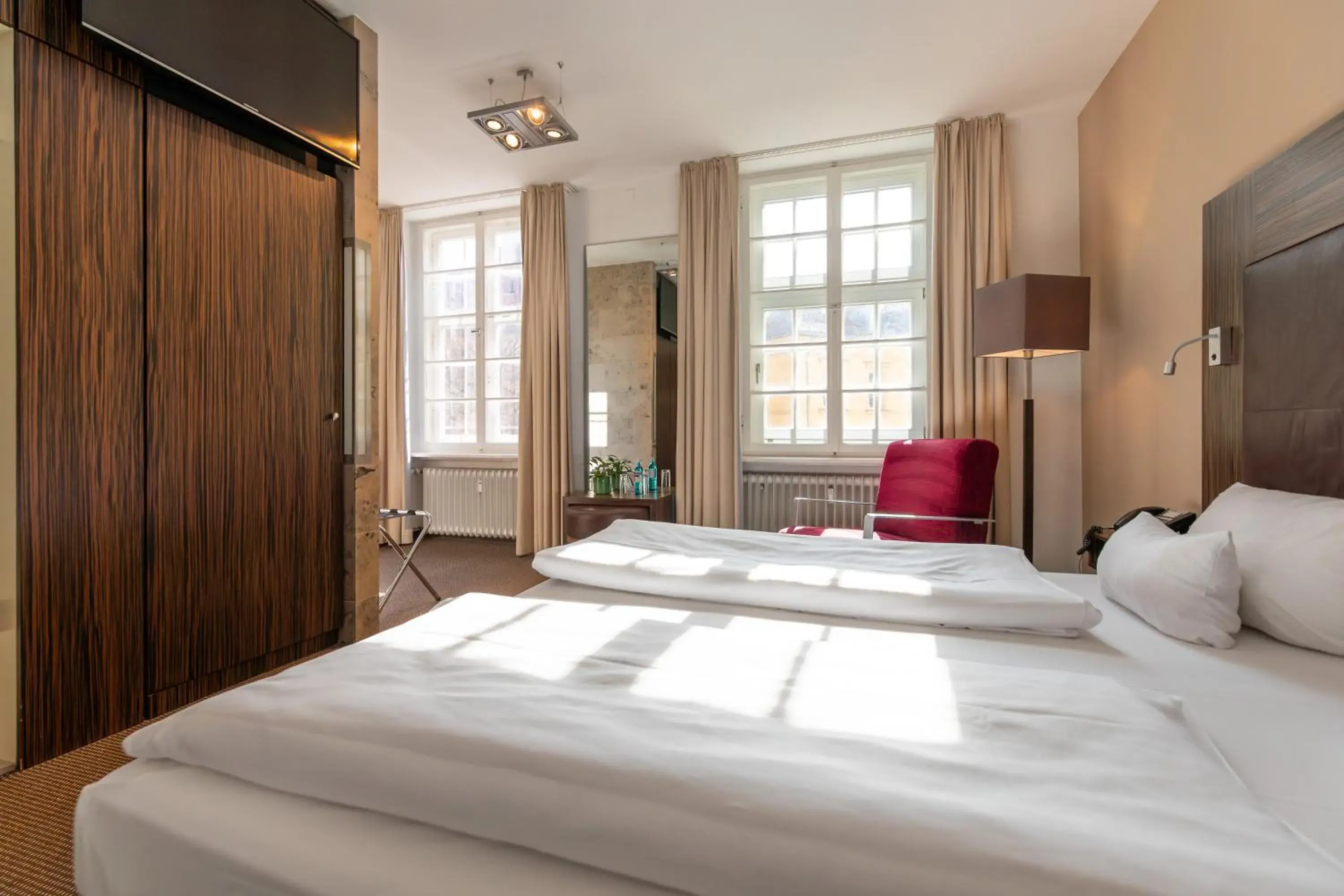 Comfort Double Room with Cathedral View in Herzogshof - Boutique-Hotel am Dom Comfort Double Room with Cathedral View in Herzogshof - Boutique-Hotel am Dom