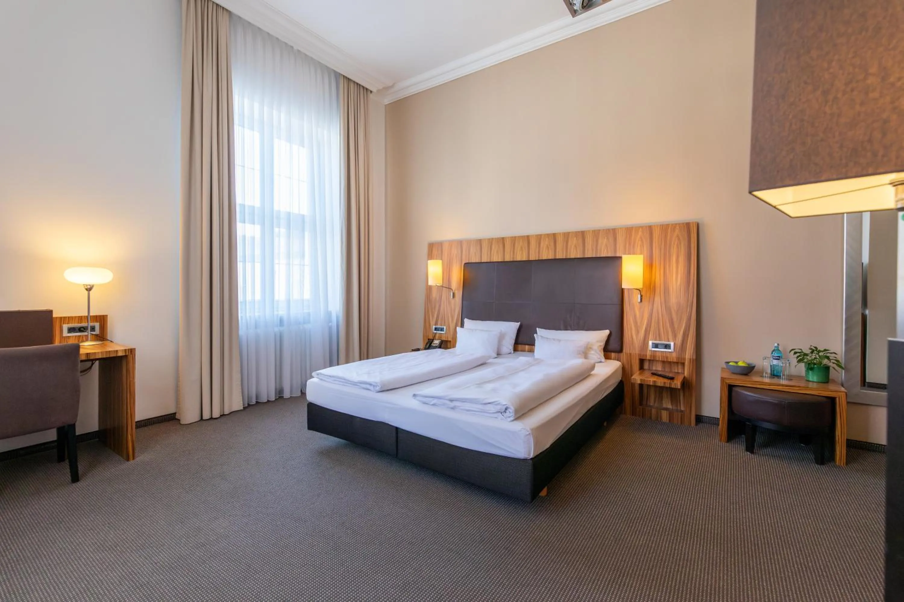 Bed in Herzogshof - Boutique-Hotel am Dom