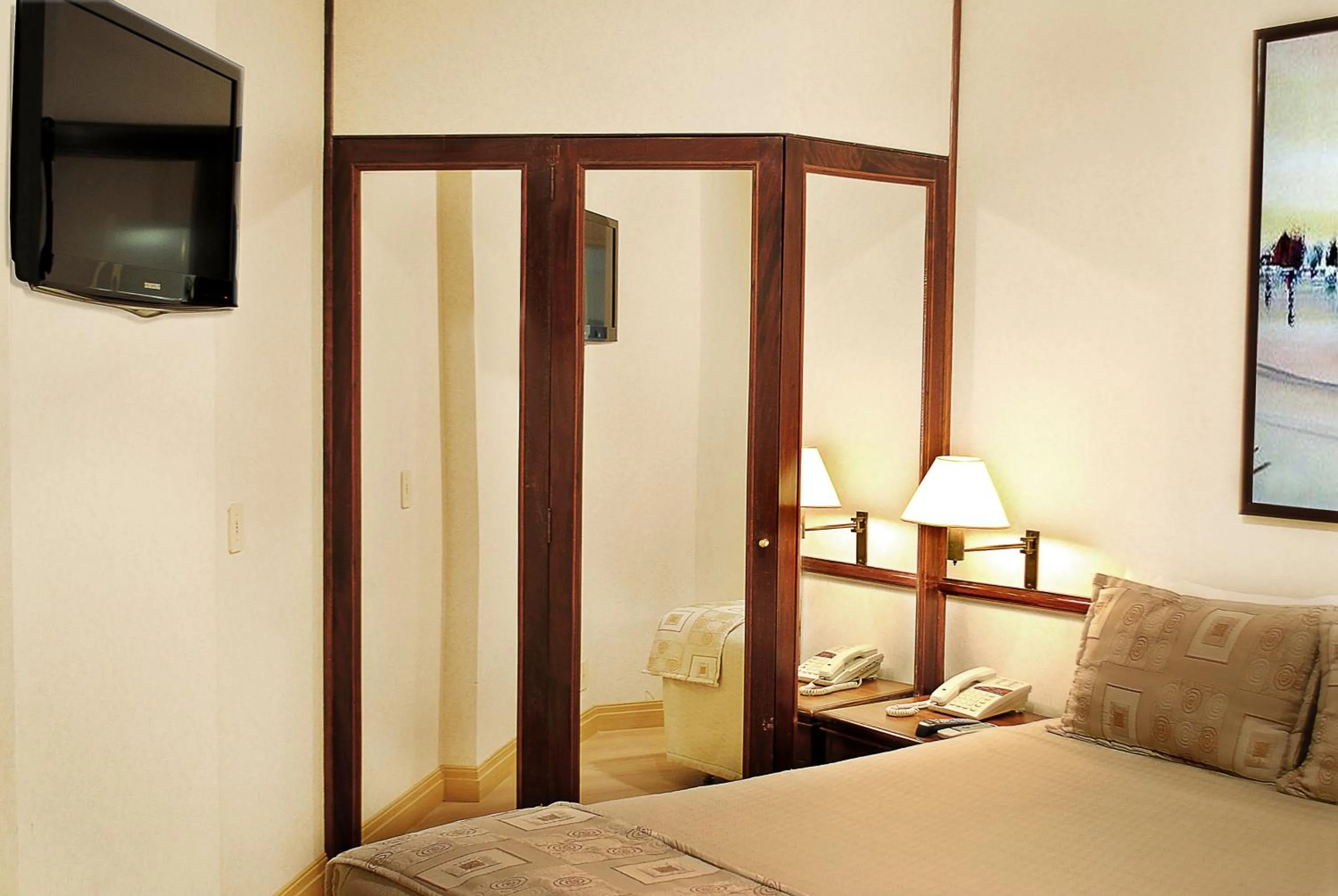 Photo of the whole room, Bed in Travel Inn Premium Flats Paulista Wall Street