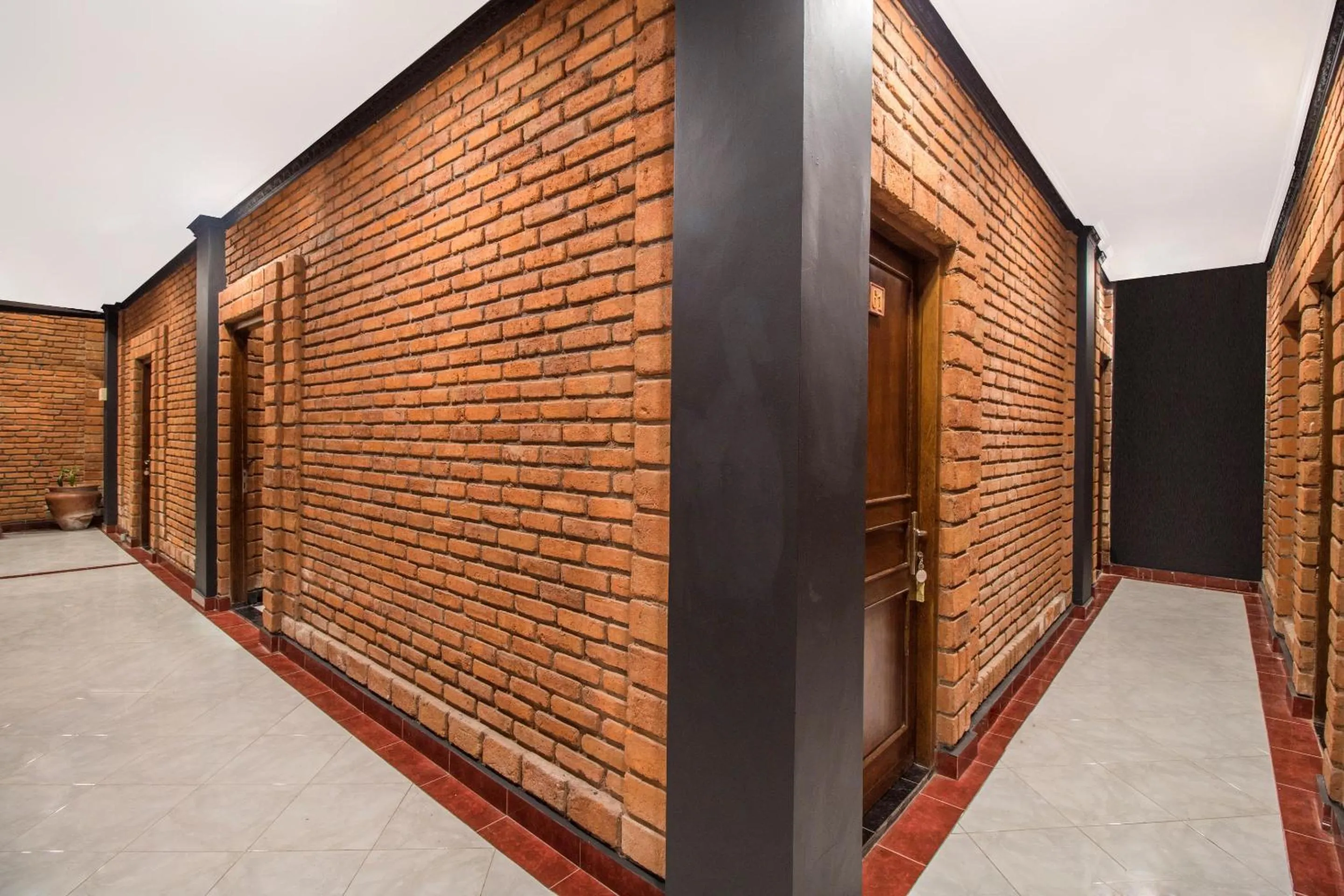 Lobby or reception in Hotel O Maxi Budget