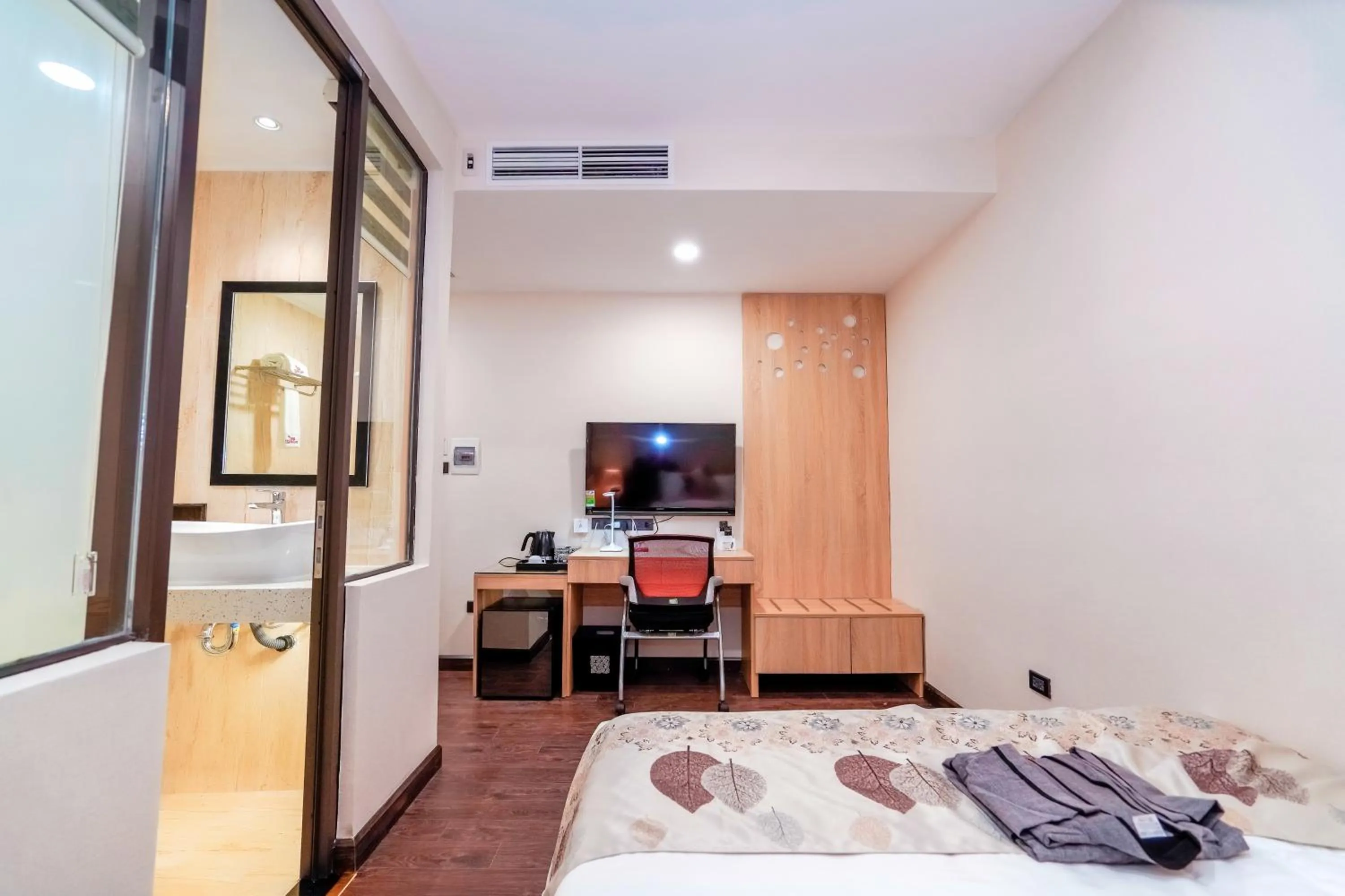 Bed in MOMIZI Hotel HAI PHONG