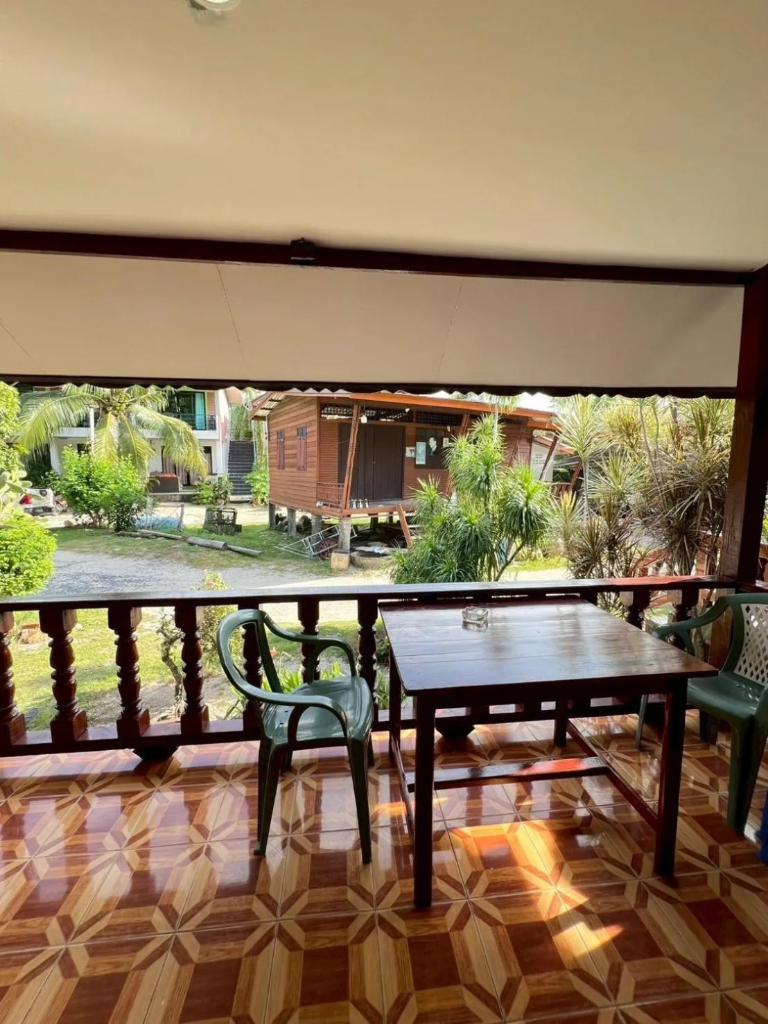 Silver Beach Bungalow