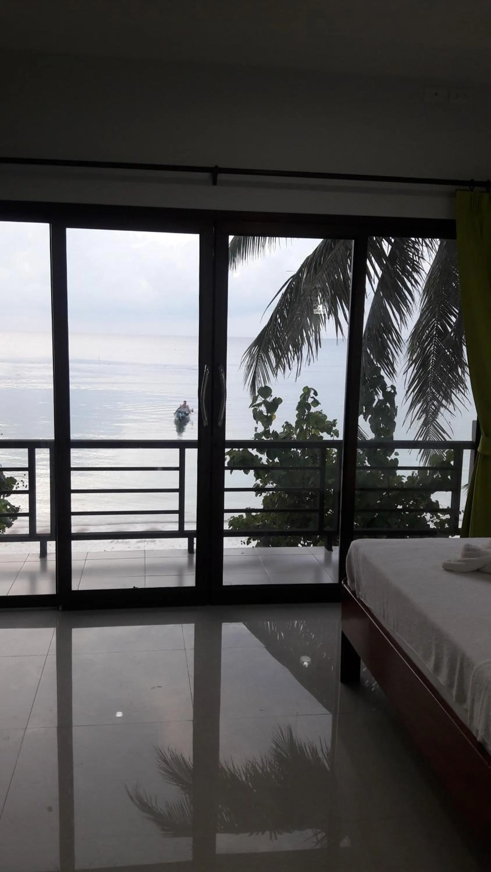 Bed in Silver Beach Bungalow