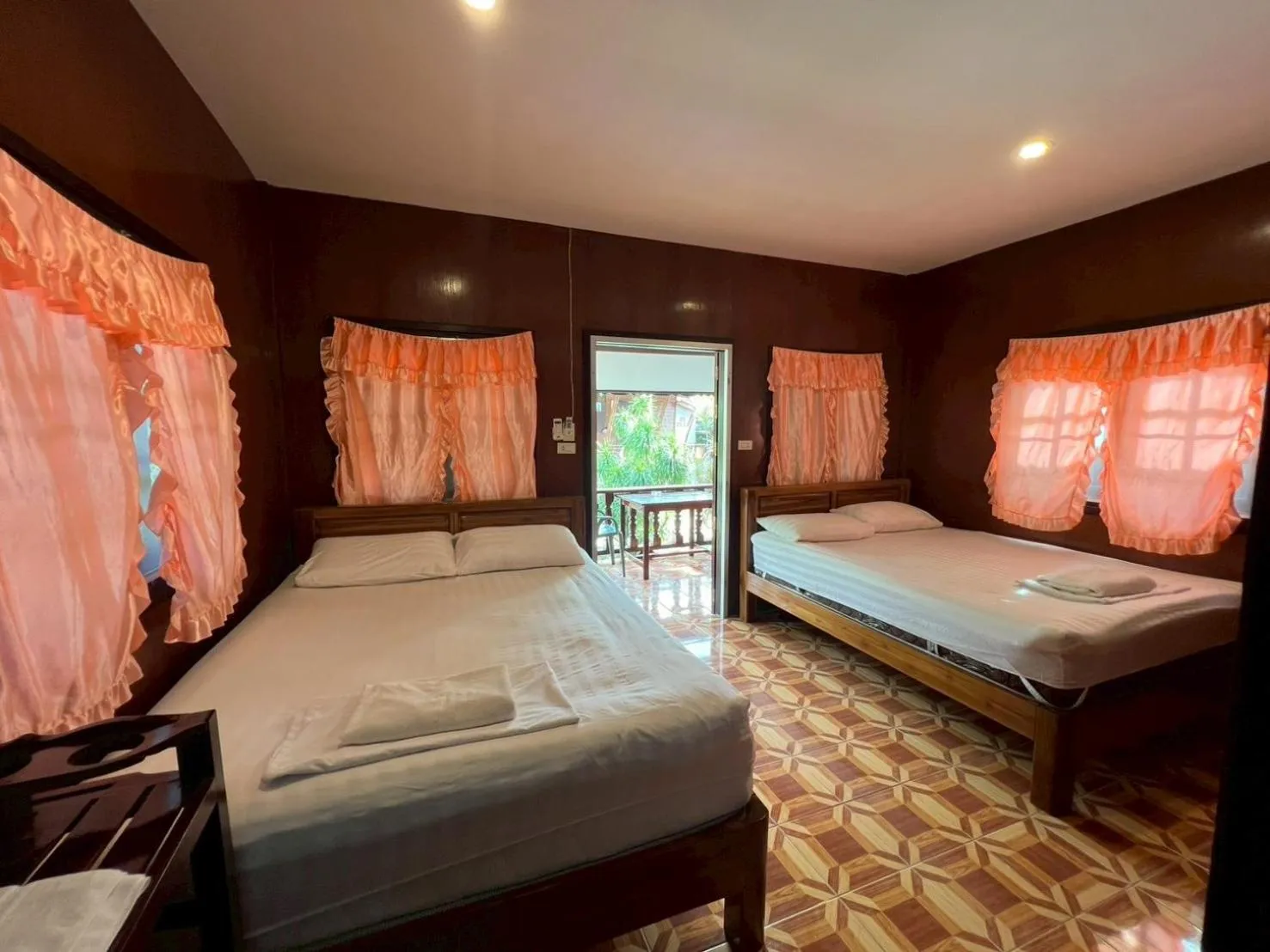 Bed in Silver Beach Bungalow