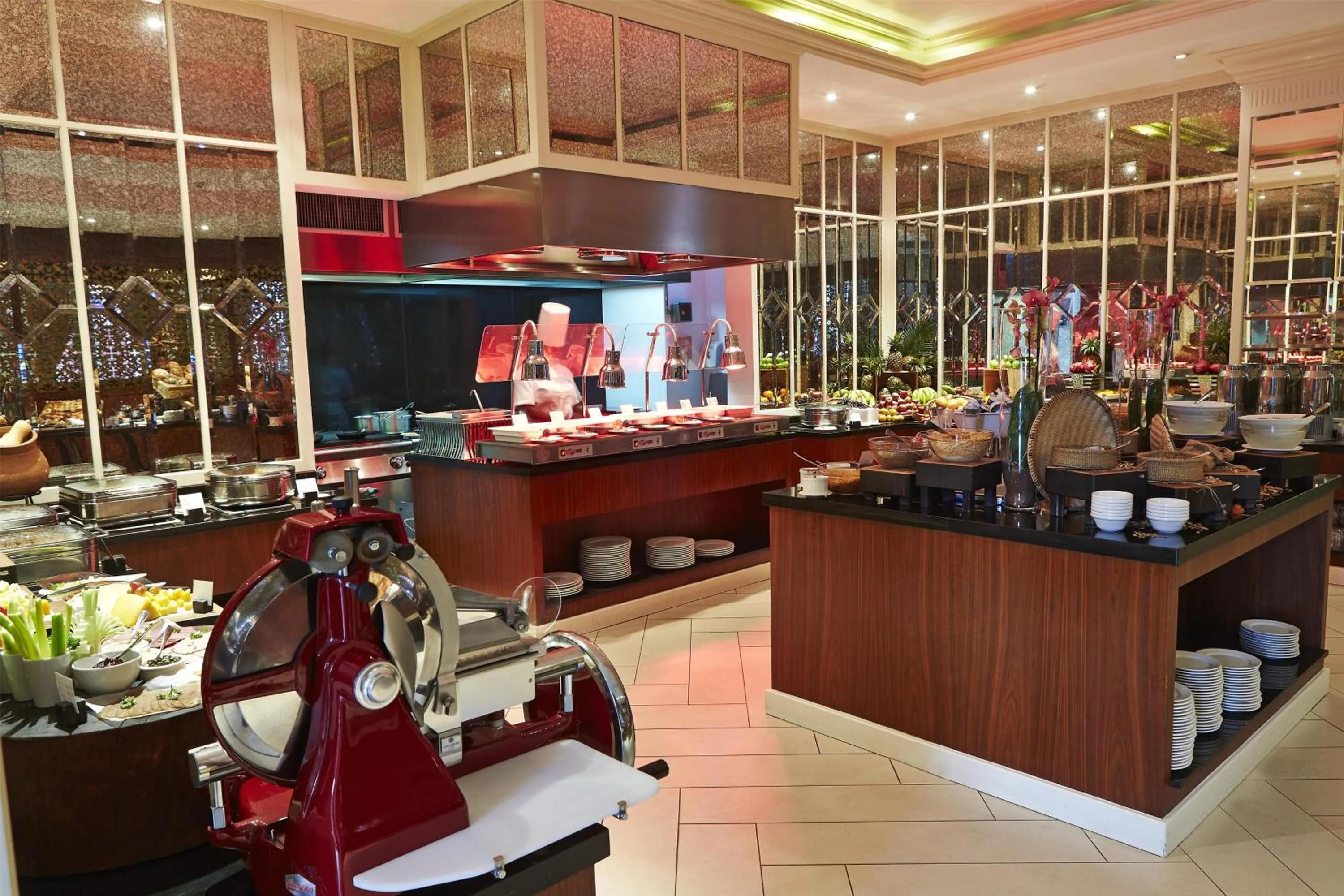 Restaurant/places to eat in Villa Rosa Kempinski