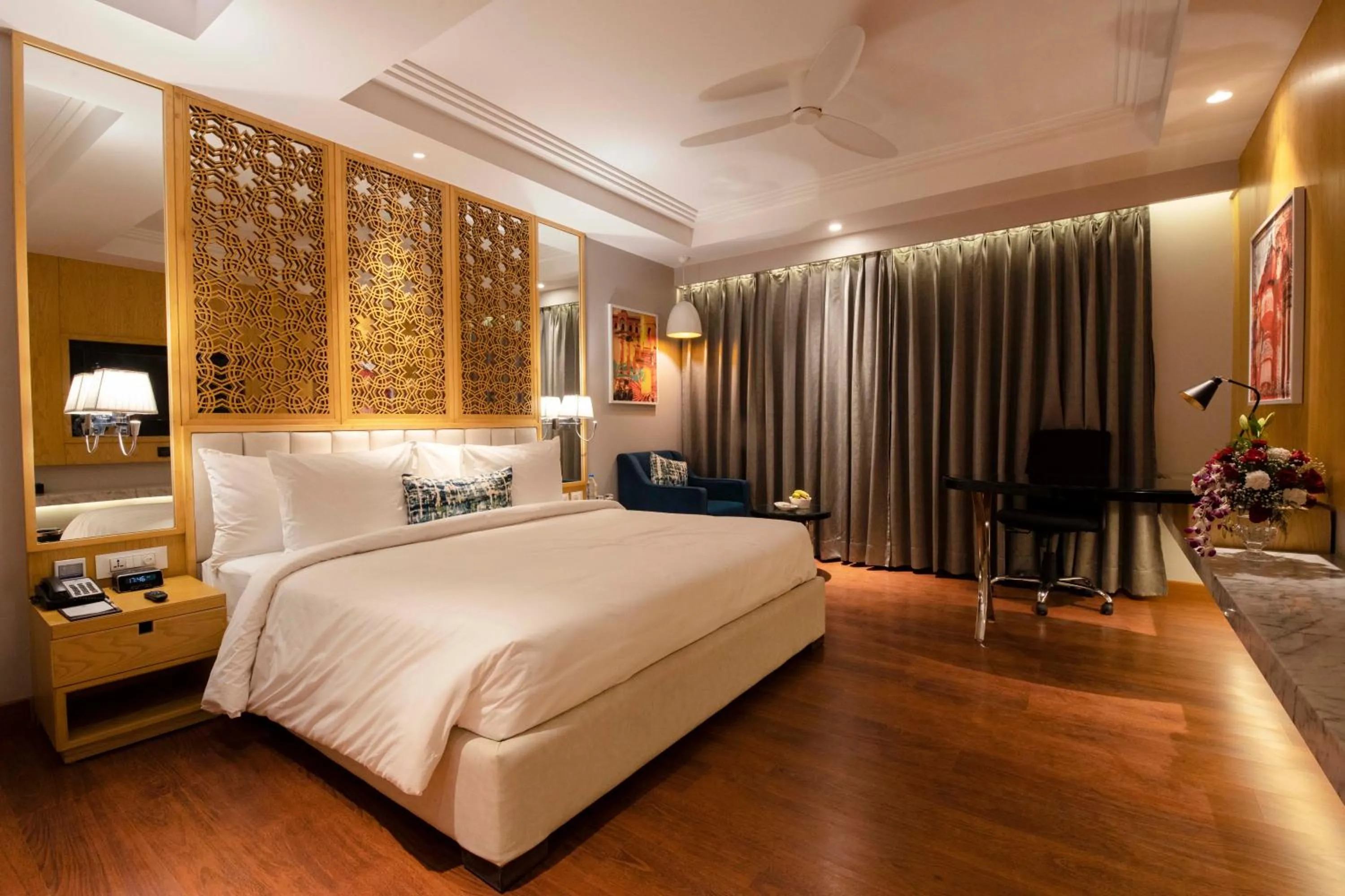 Bed in Best Western Darbar