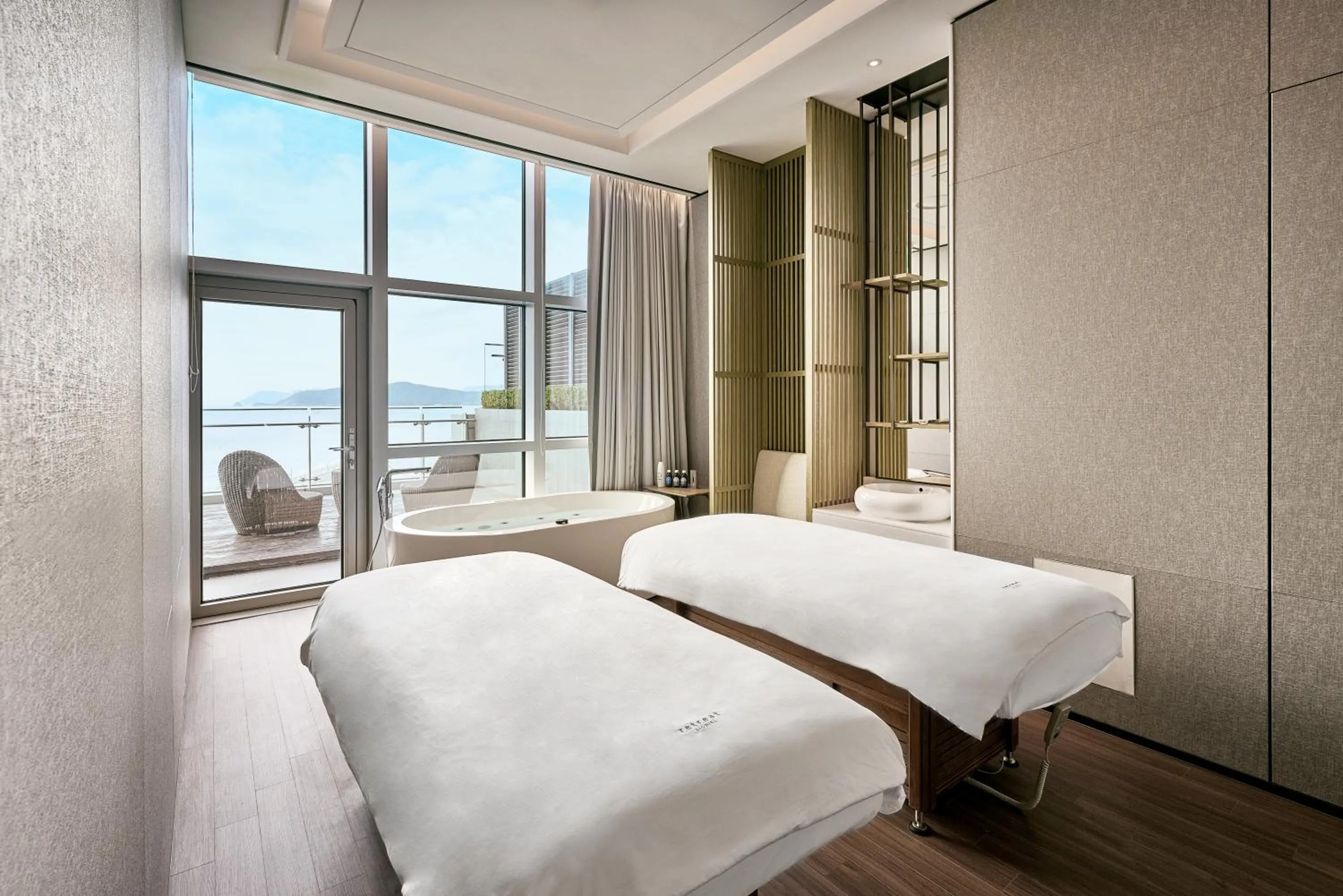 Spa and wellness centre/facilities, Bed in Signiel Busan
