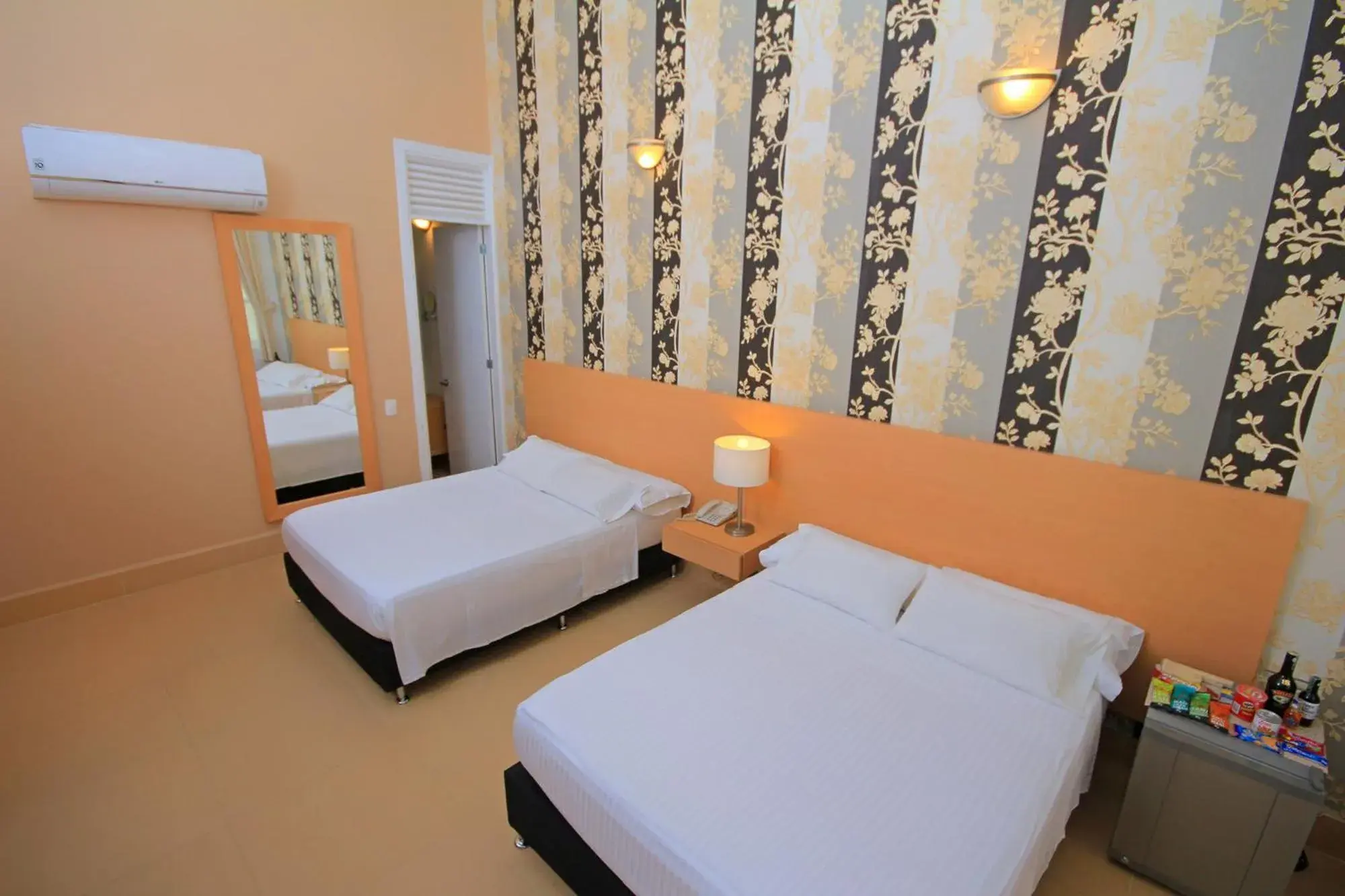 Comfort Triple Room in Hotel Republicano 1910 Comfort Triple Room in Hotel Republicano 1910