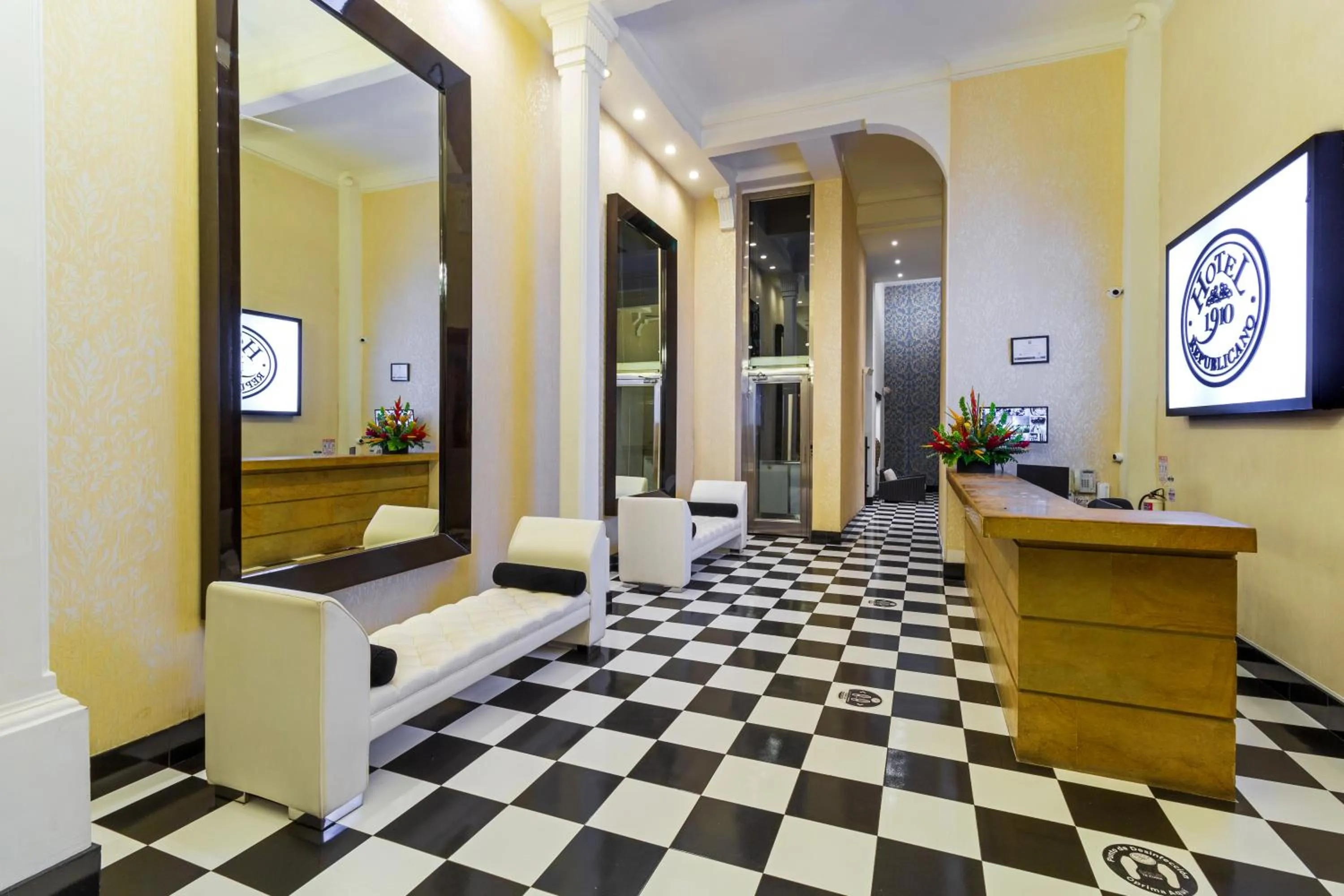 Lobby or reception, Bed in Hotel Republicano 1910