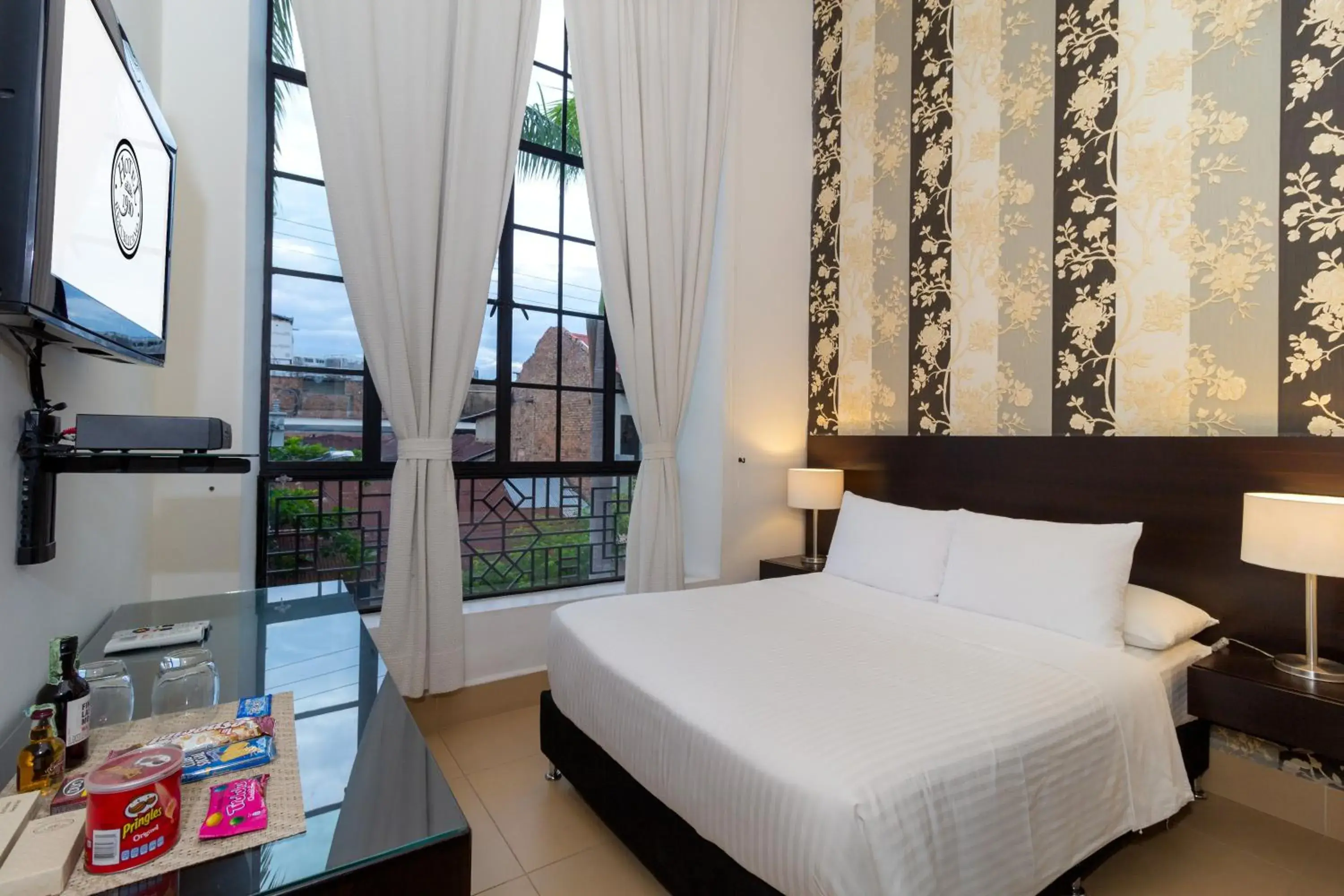 Small Double Room in Hotel Republicano 1910 Small Double Room in Hotel Republicano 1910