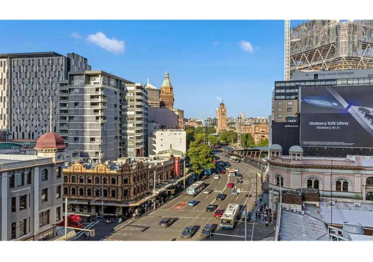 City view in Spice On Broadway