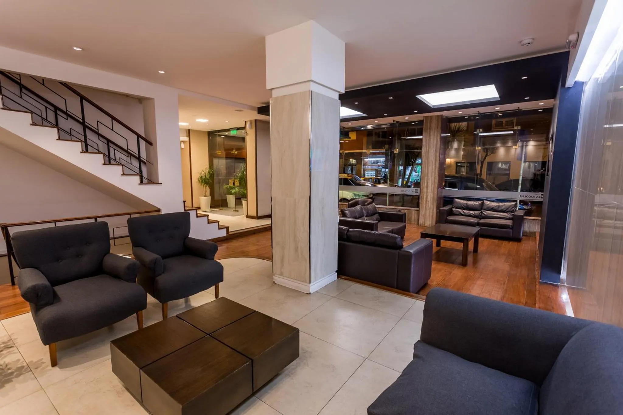 Lobby or reception in Estocolmo Hotel by bund