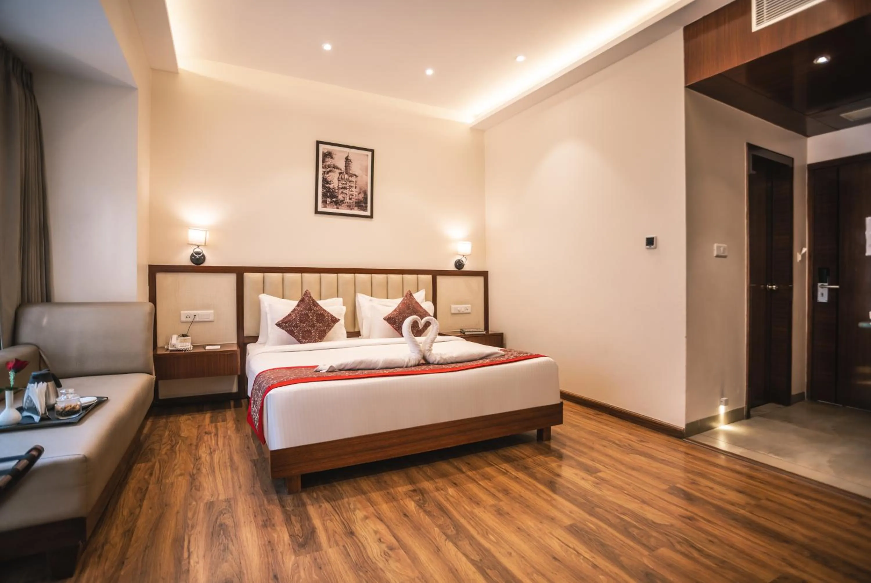 Bedroom, Bed in Amritara Sadka Amritsar