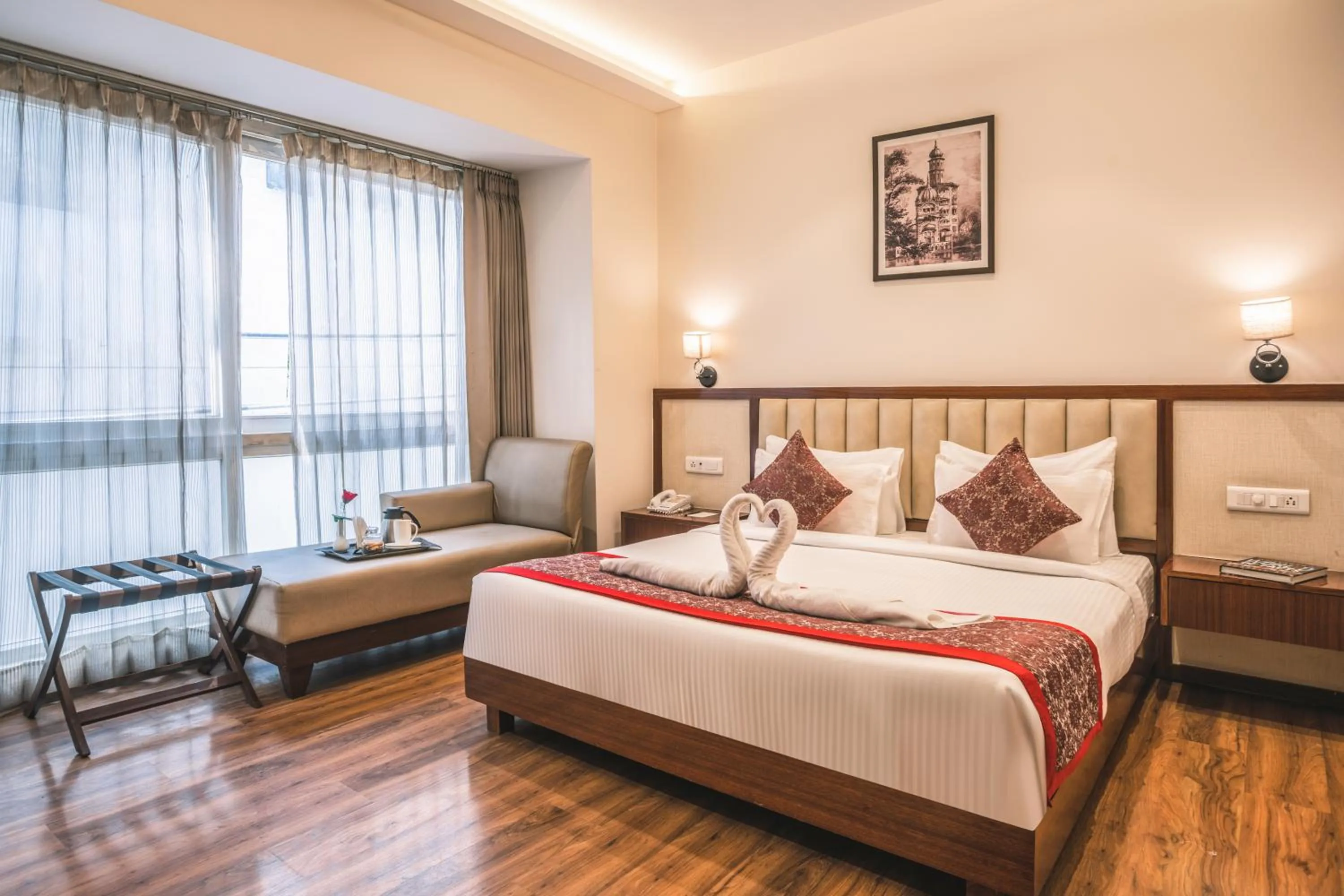 Bedroom, Bed in Amritara Sadka Amritsar