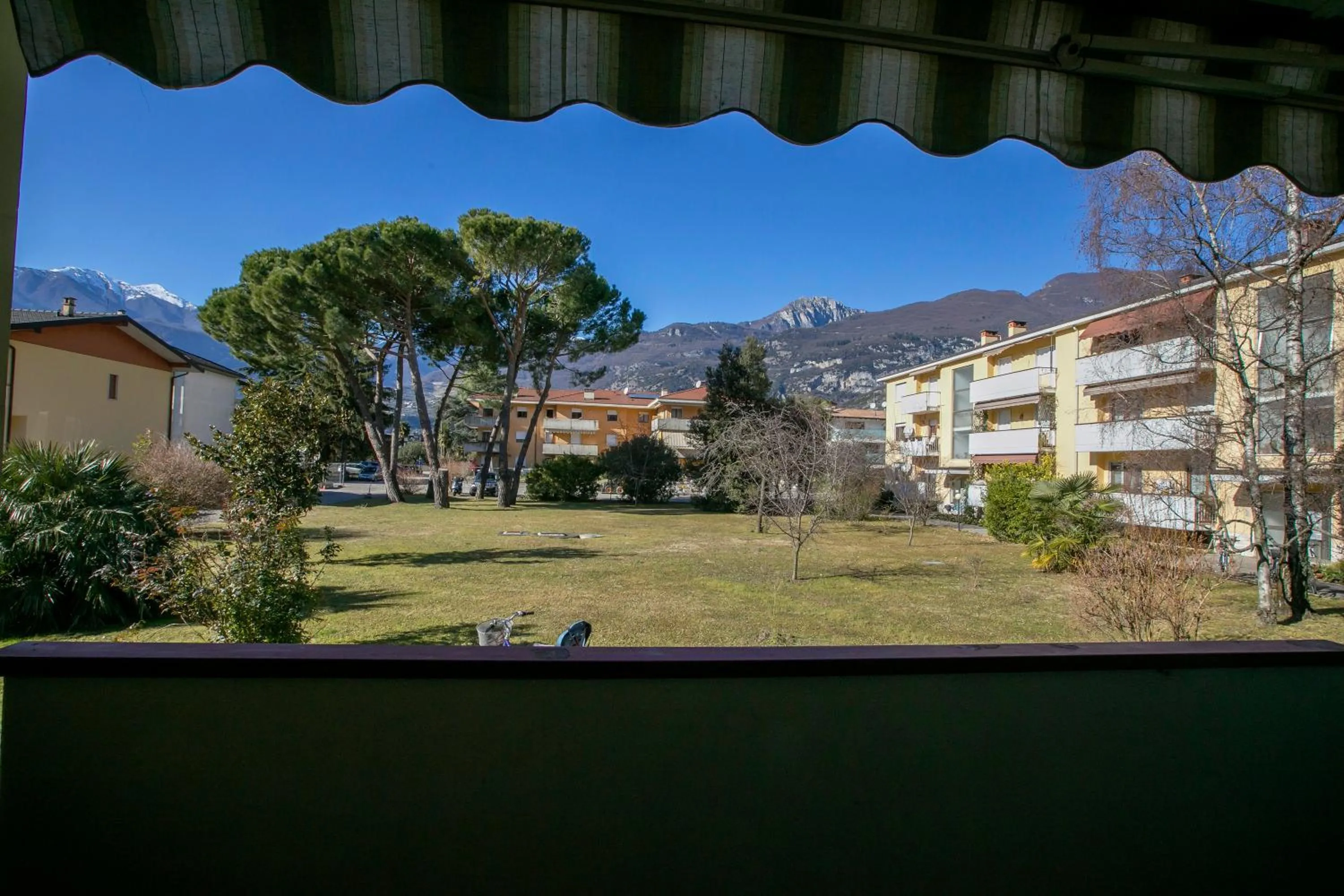 Mountain view in Bella Arco Apartment - Happy Rentals