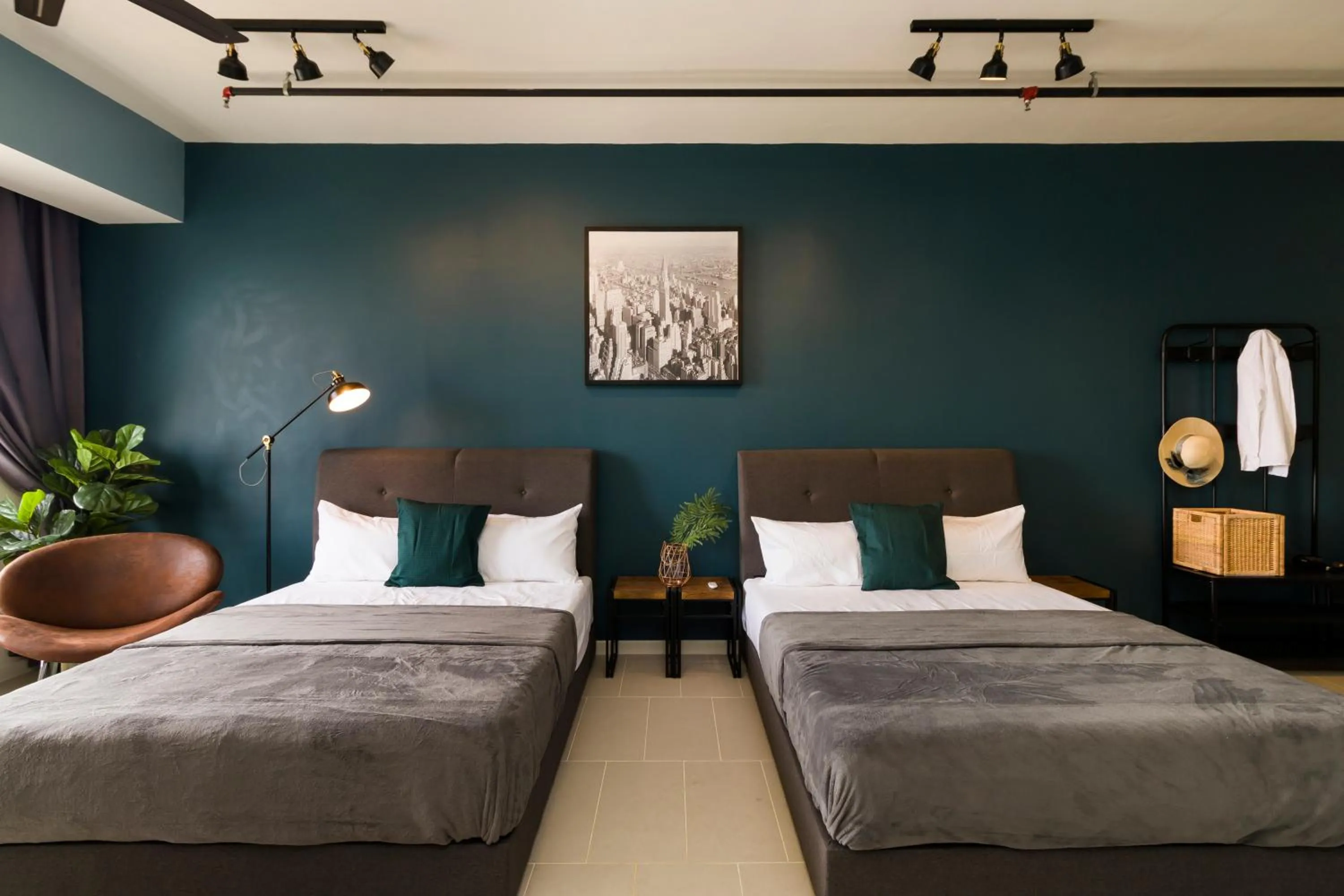 Bedroom, Bed in Tamarind Suite by DreamScape