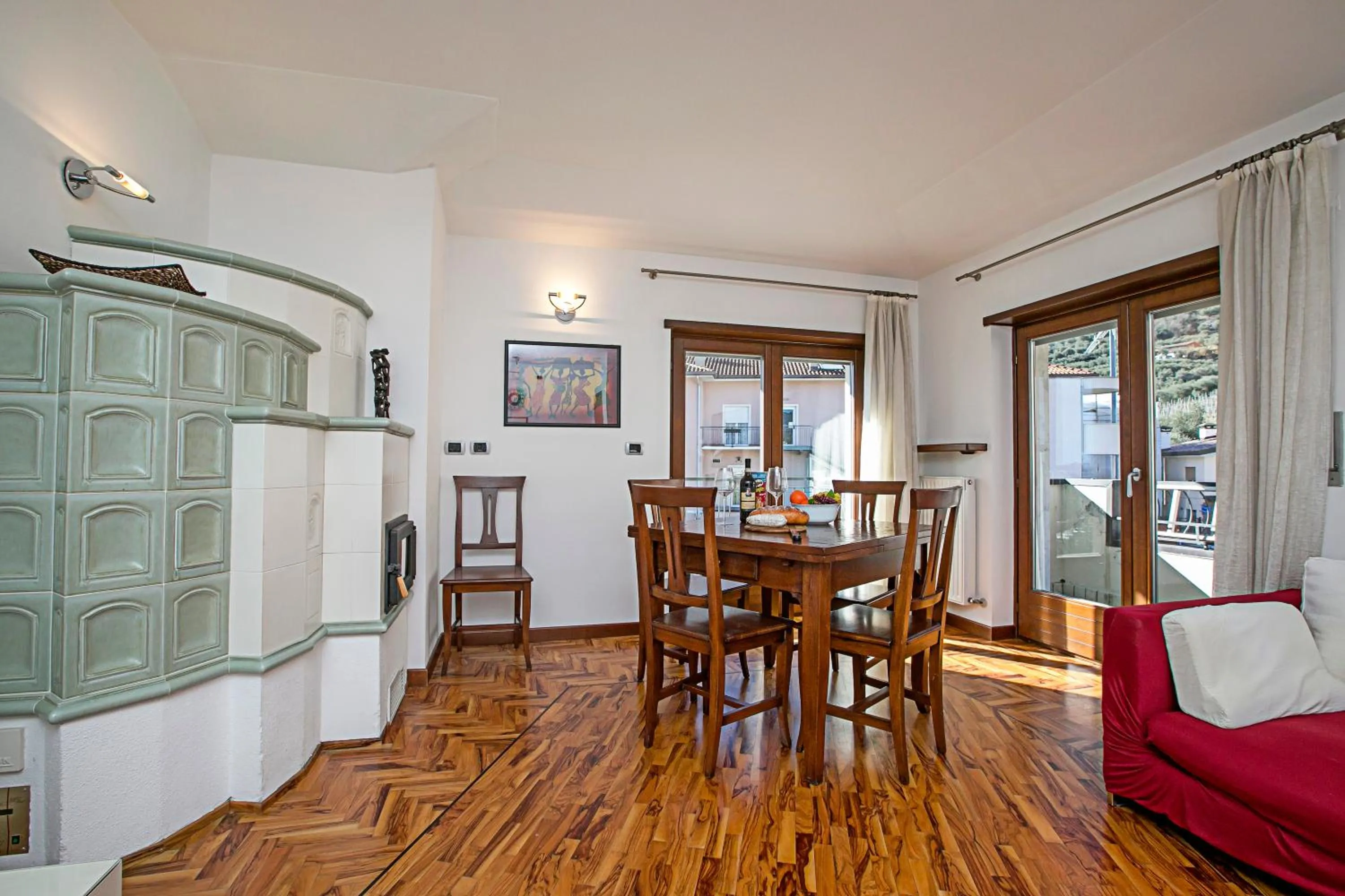 Living room in Paulie Apartment - Happy Rentals