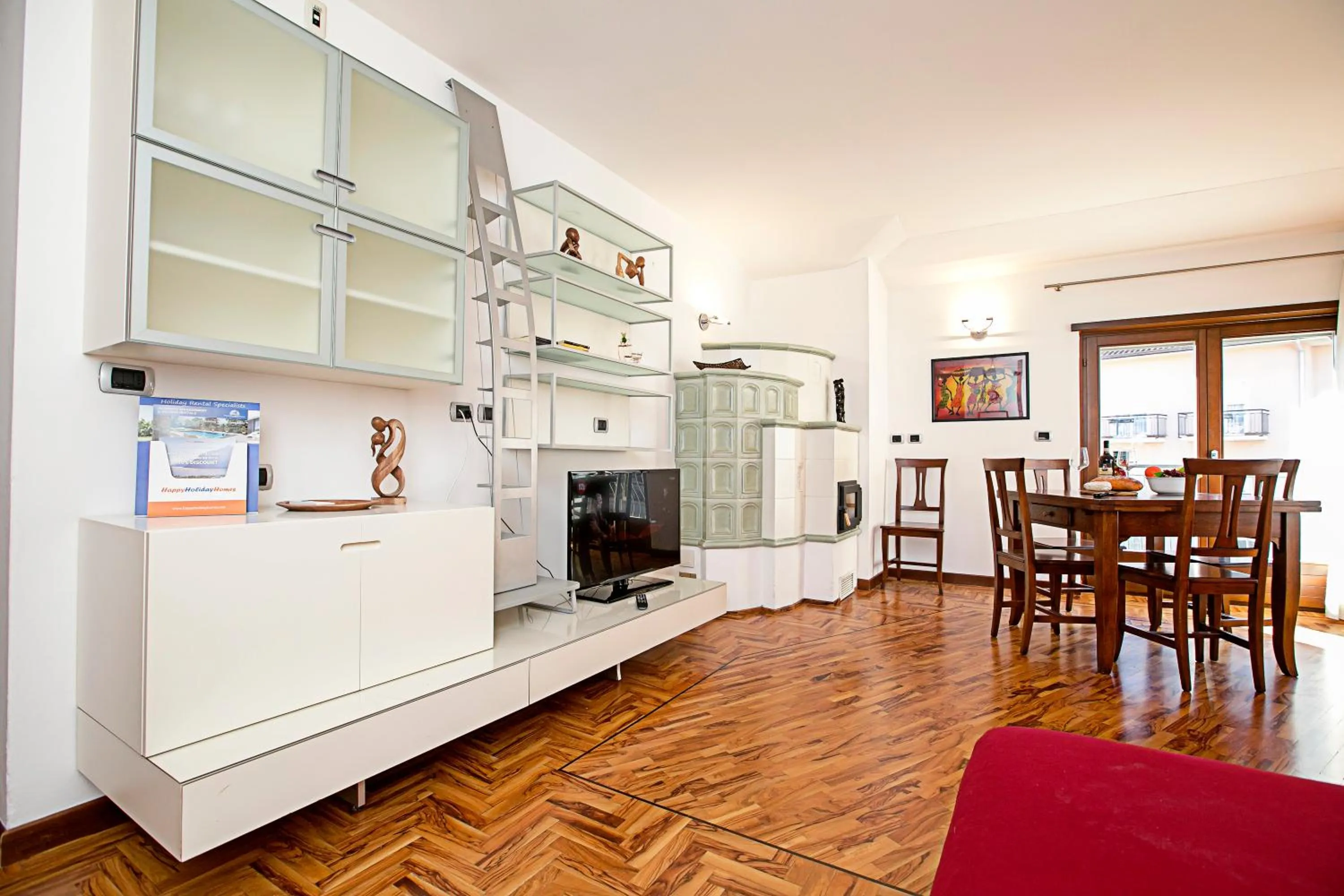 Living room in Paulie Apartment - Happy Rentals