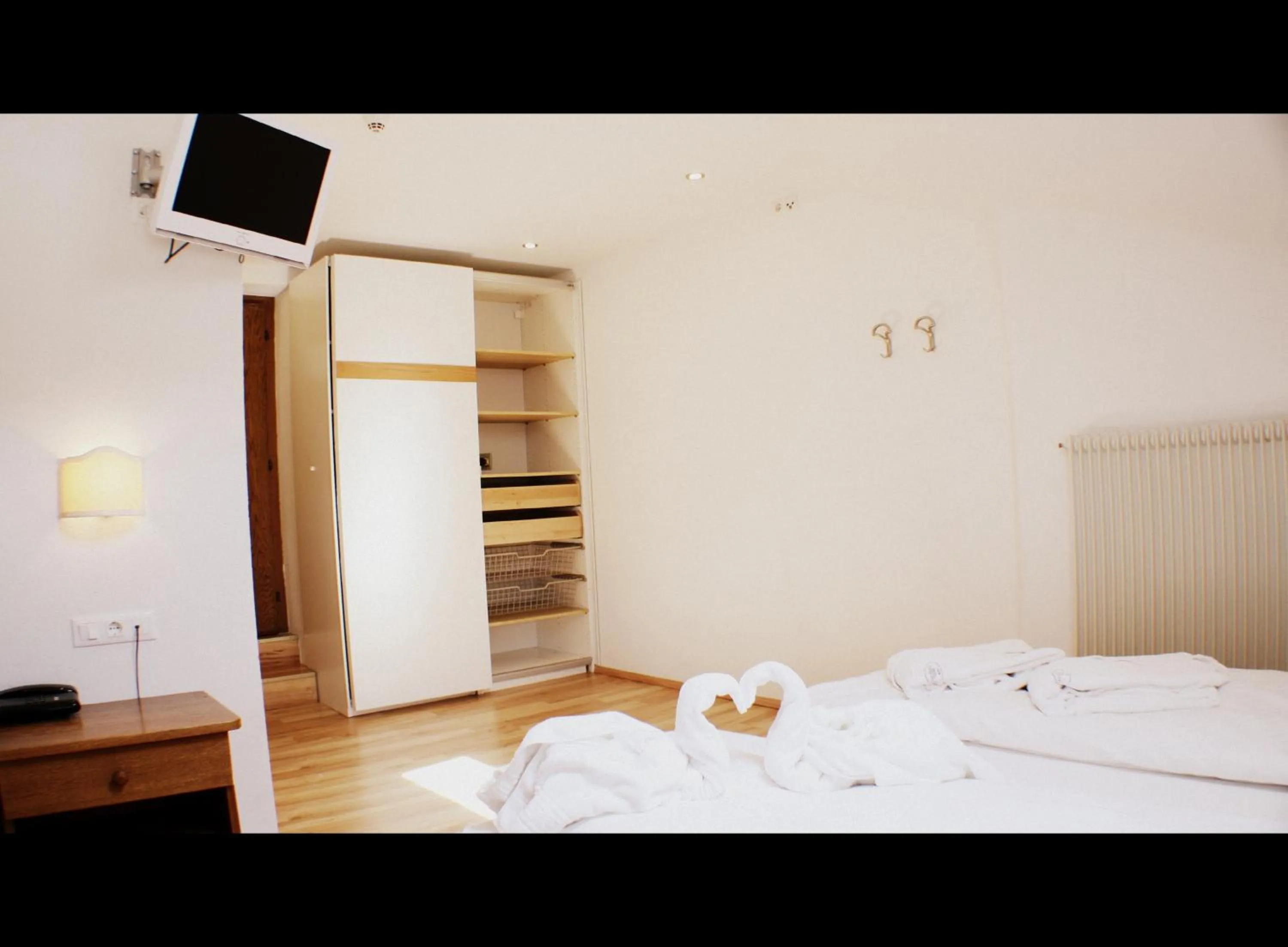 Decorative detail, Bed in Hotel Etschquelle