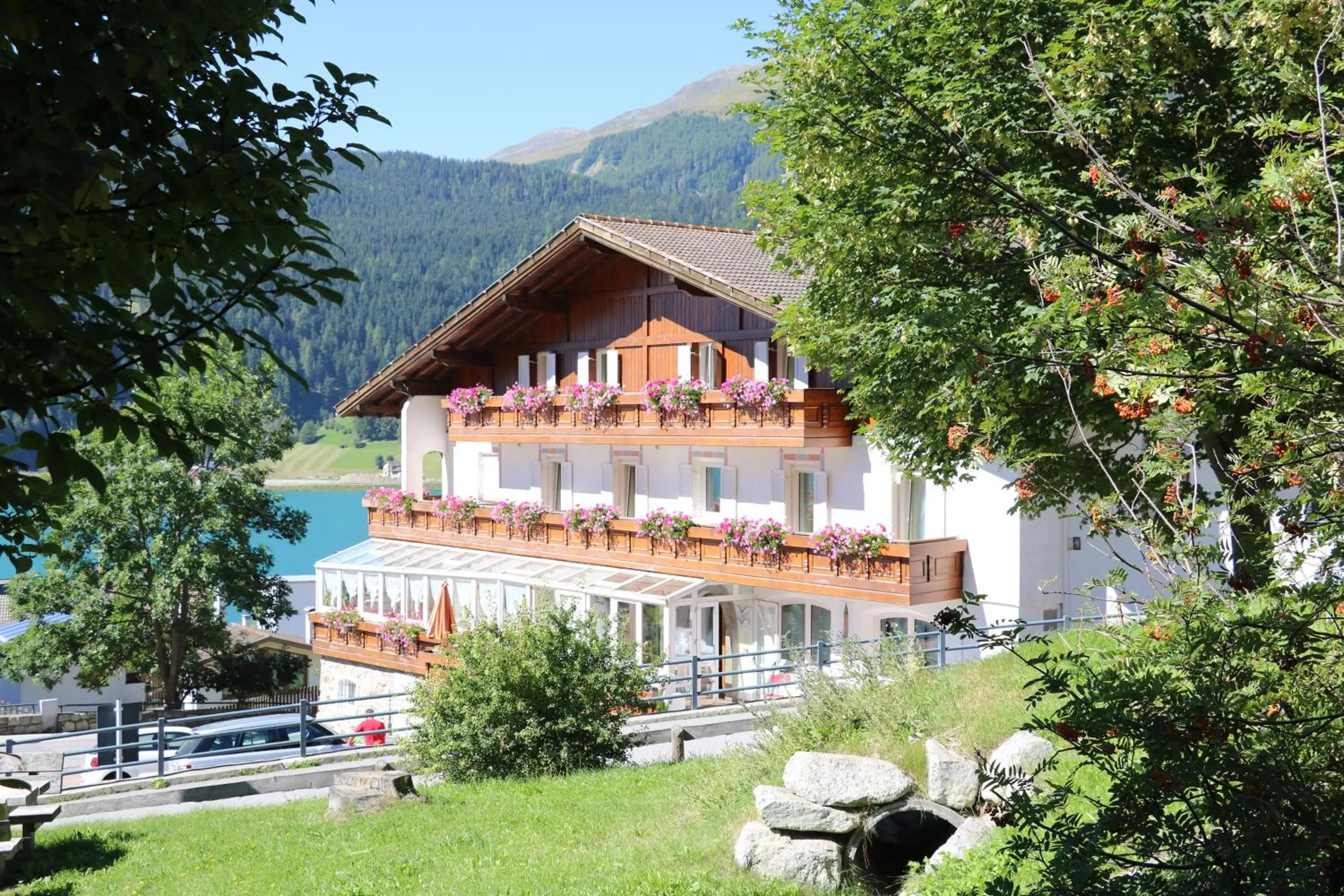 Facade/entrance in Hotel Etschquelle