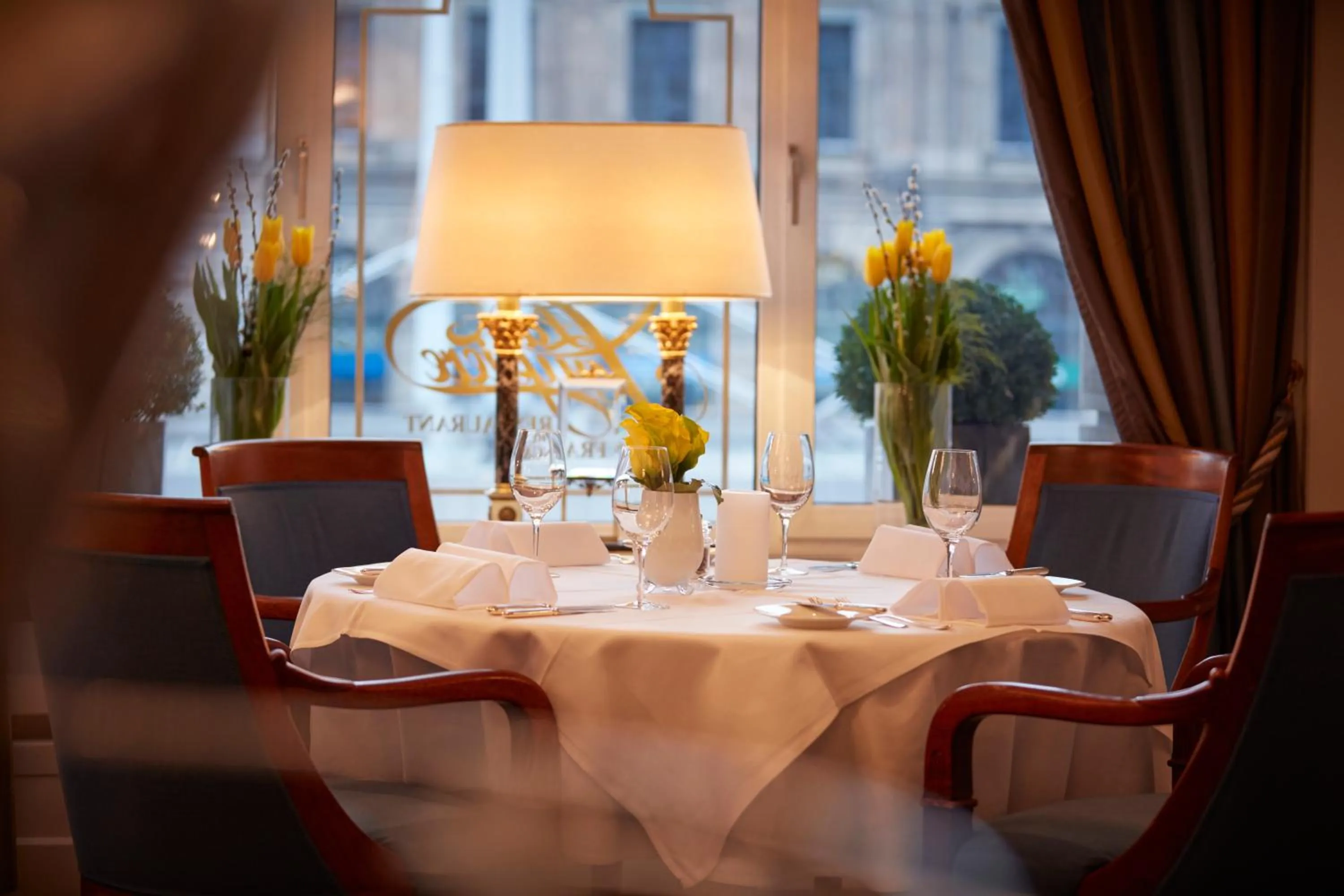 Restaurant/places to eat in The Dufour by Hotel Schweizerhof Zürich