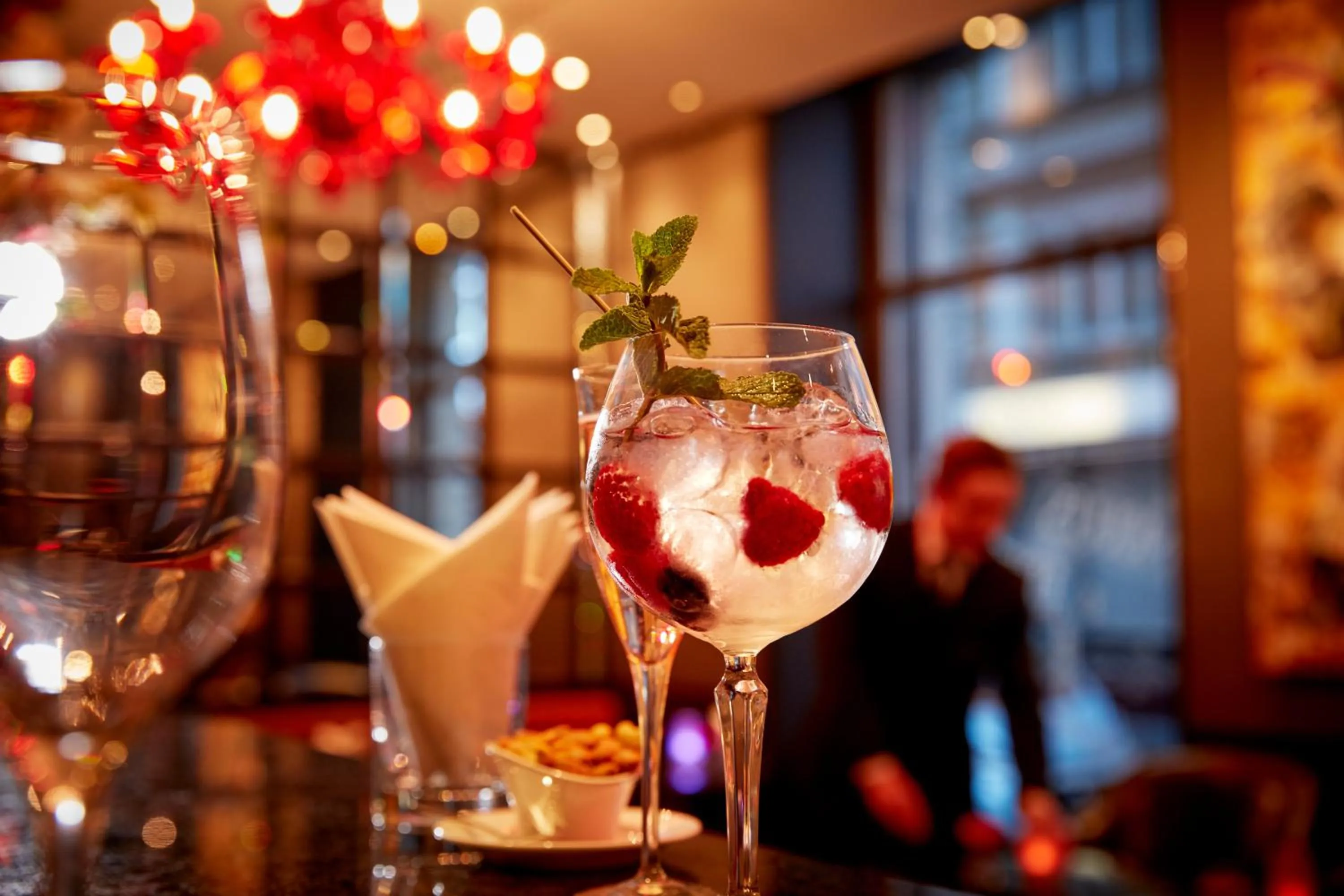 Drinks in The Dufour by Hotel Schweizerhof Zürich