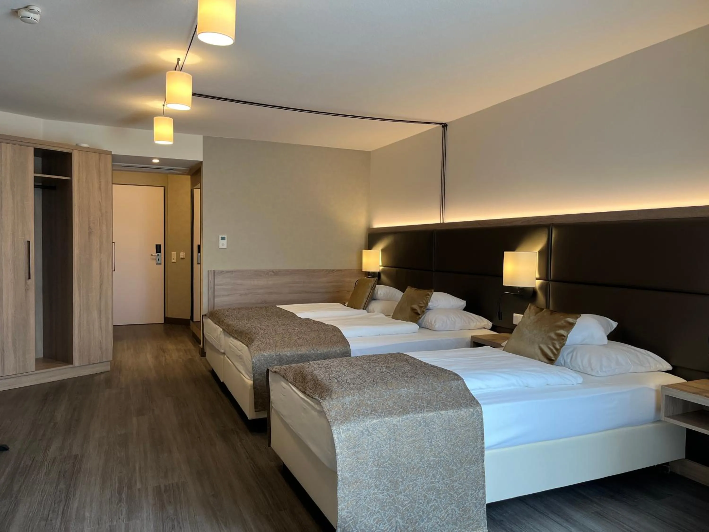 Photo of the whole room, Bed in Flair Park Hotel Ilshofen