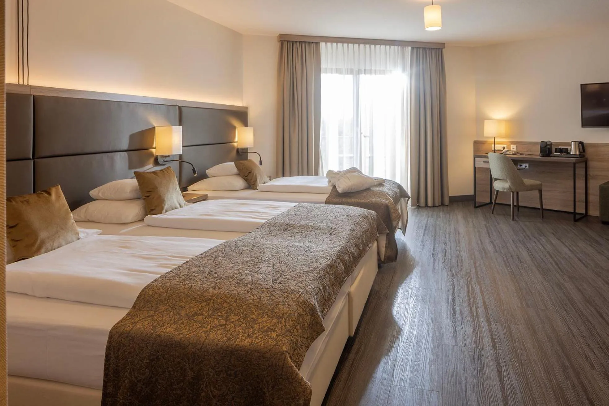 Photo of the whole room, Bed in Flair Park Hotel Ilshofen