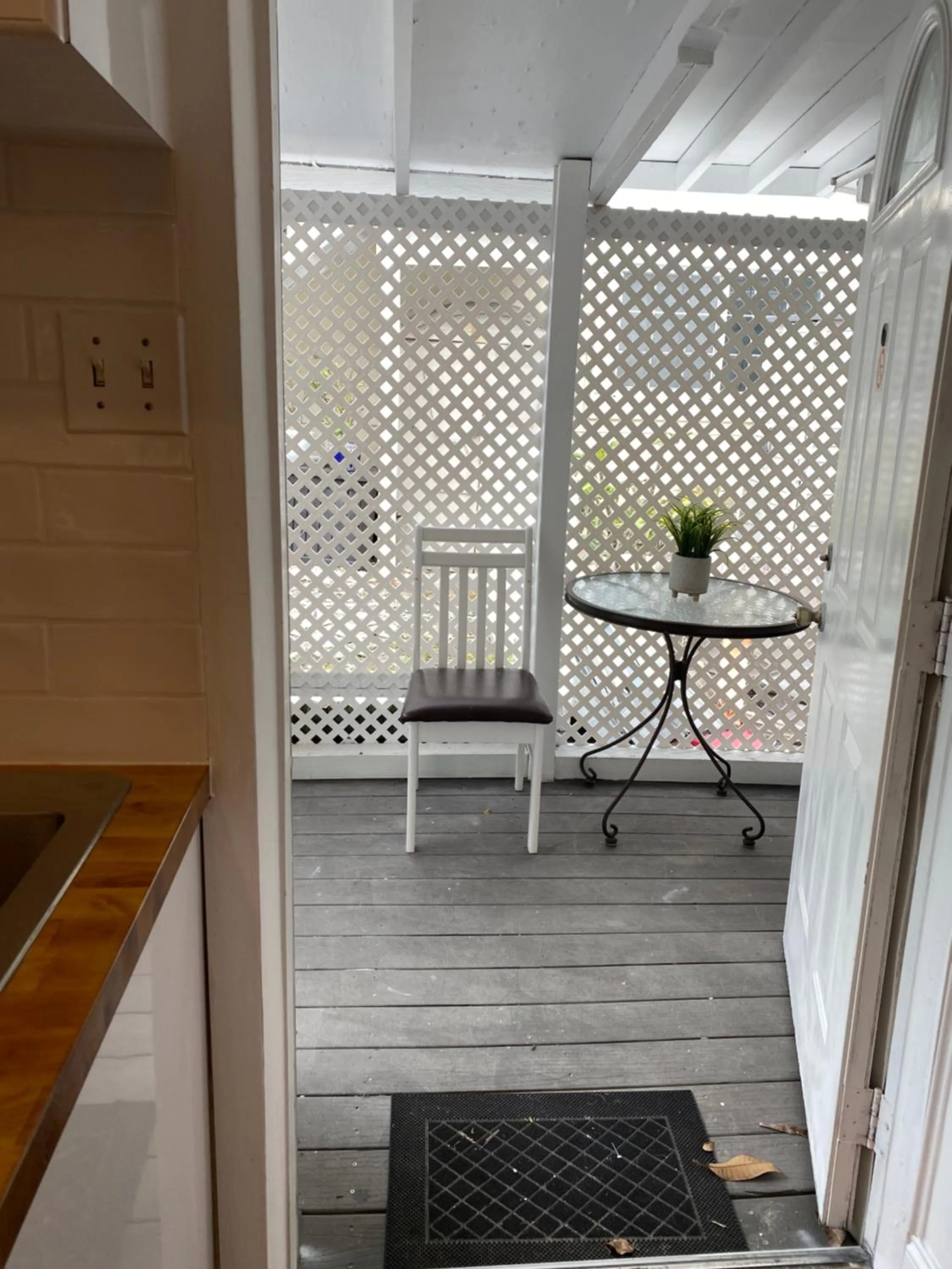 Twins Inn & Apartments