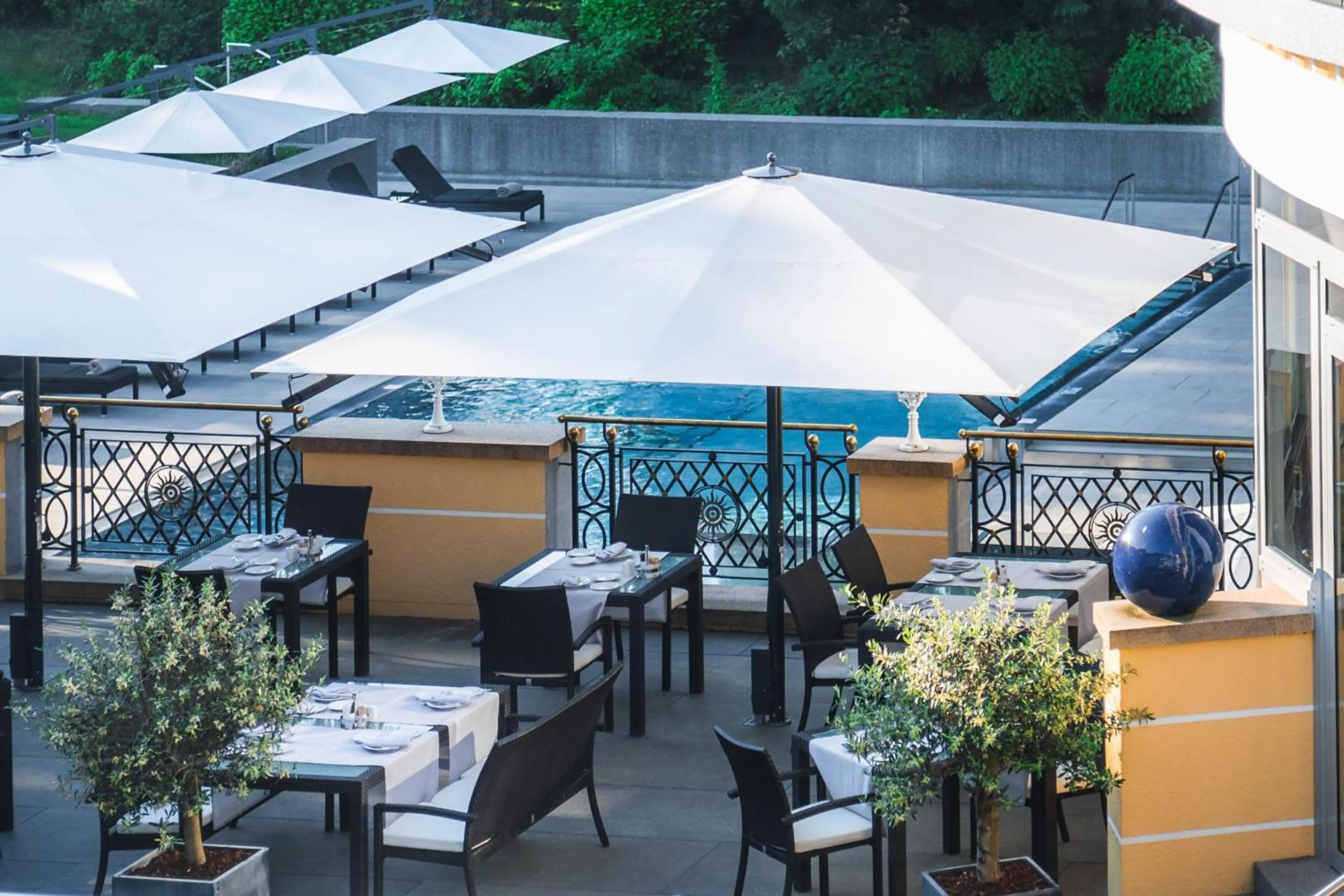 Restaurant/places to eat in Der Sonnenhof