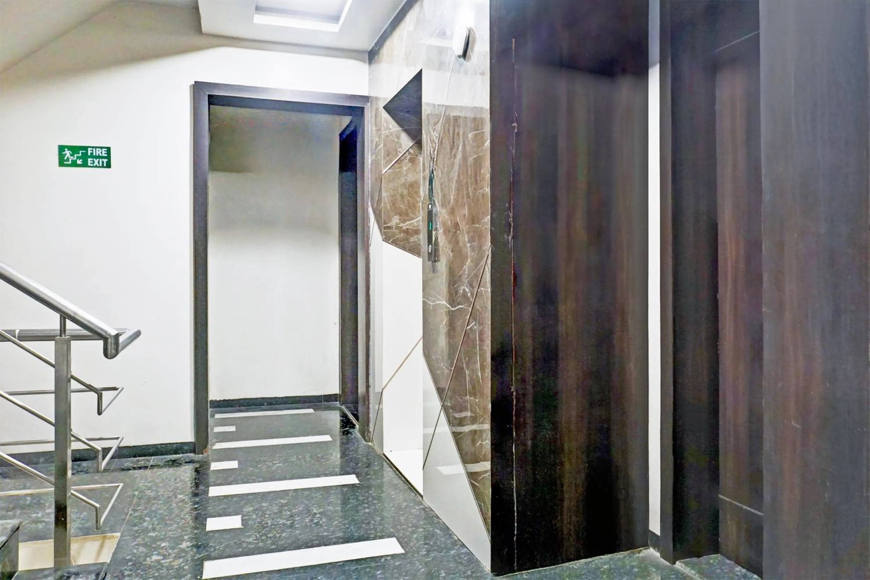 Lobby or reception in Super Townhouse Oak Viman Nagar Formerly Kuber Inn