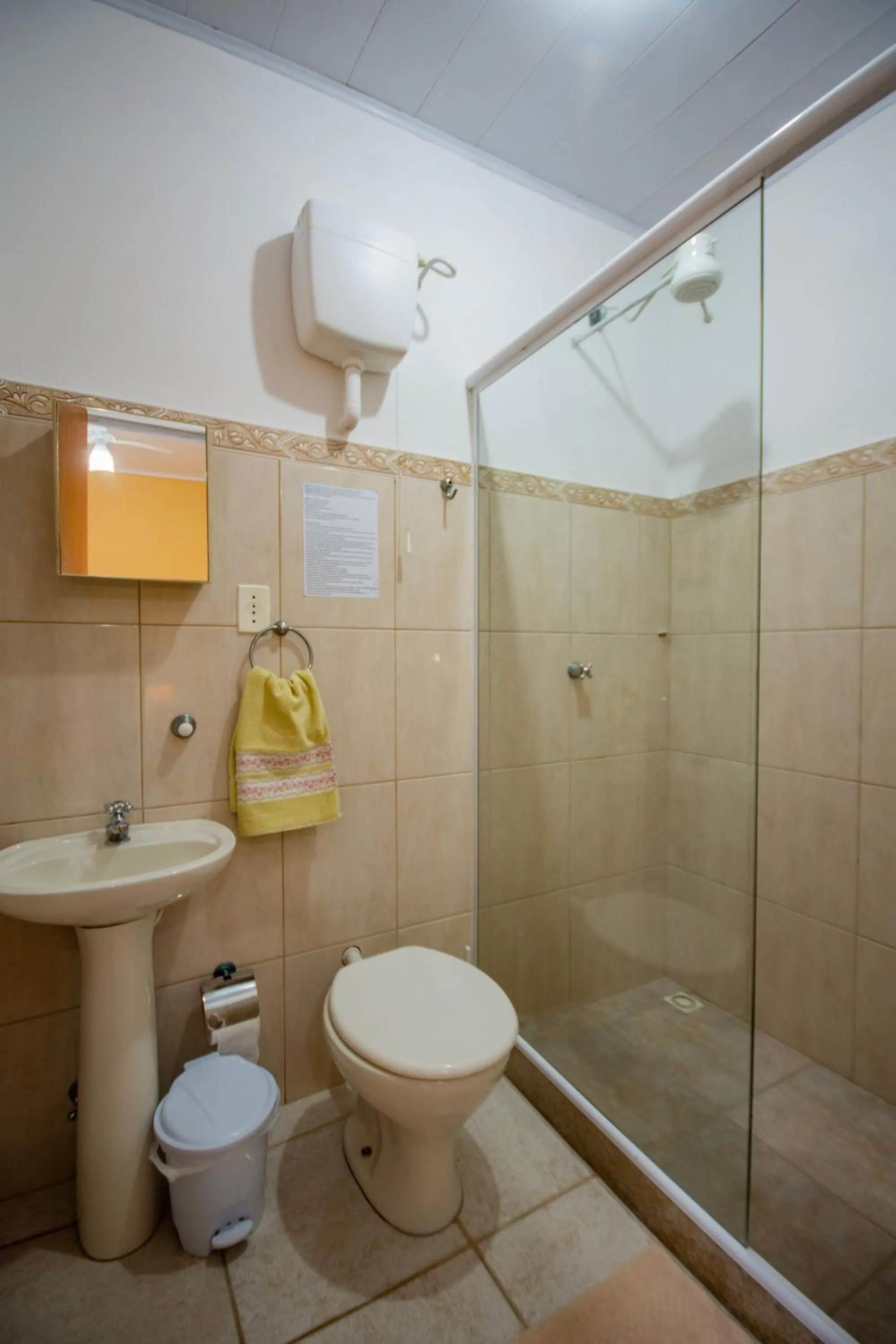 Shower in Pousada Quatro Estações Paraty