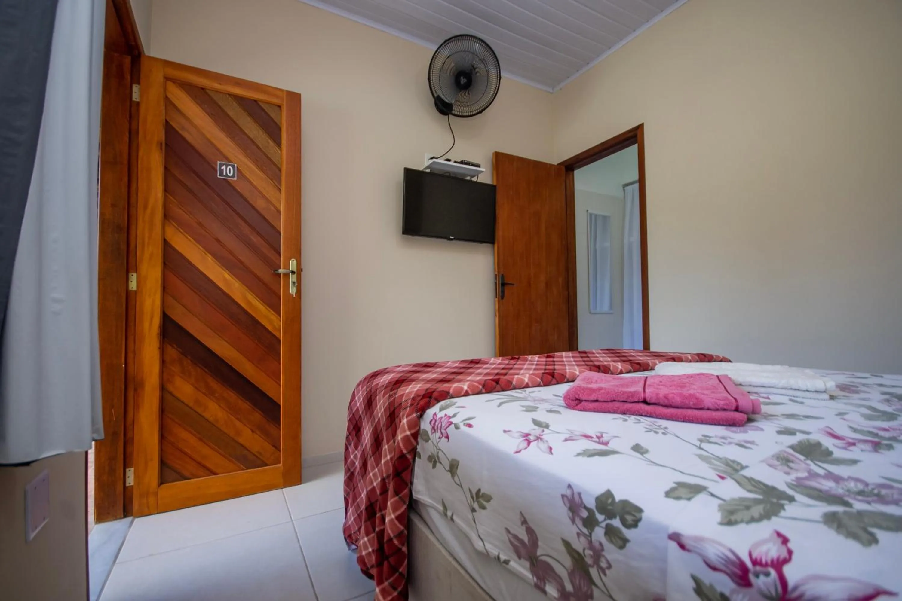 Bed in Pousada Quatro Estações Paraty